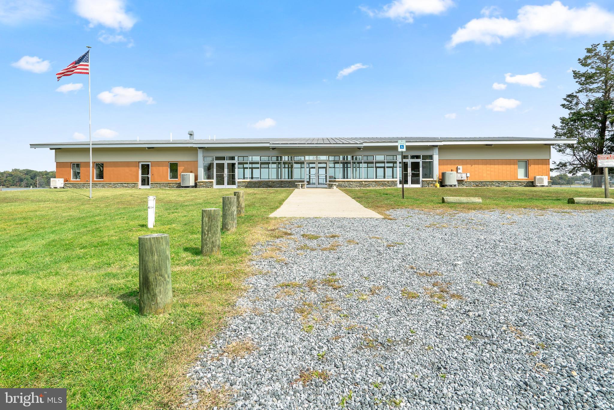 SELBY ON THE BAY - Residential