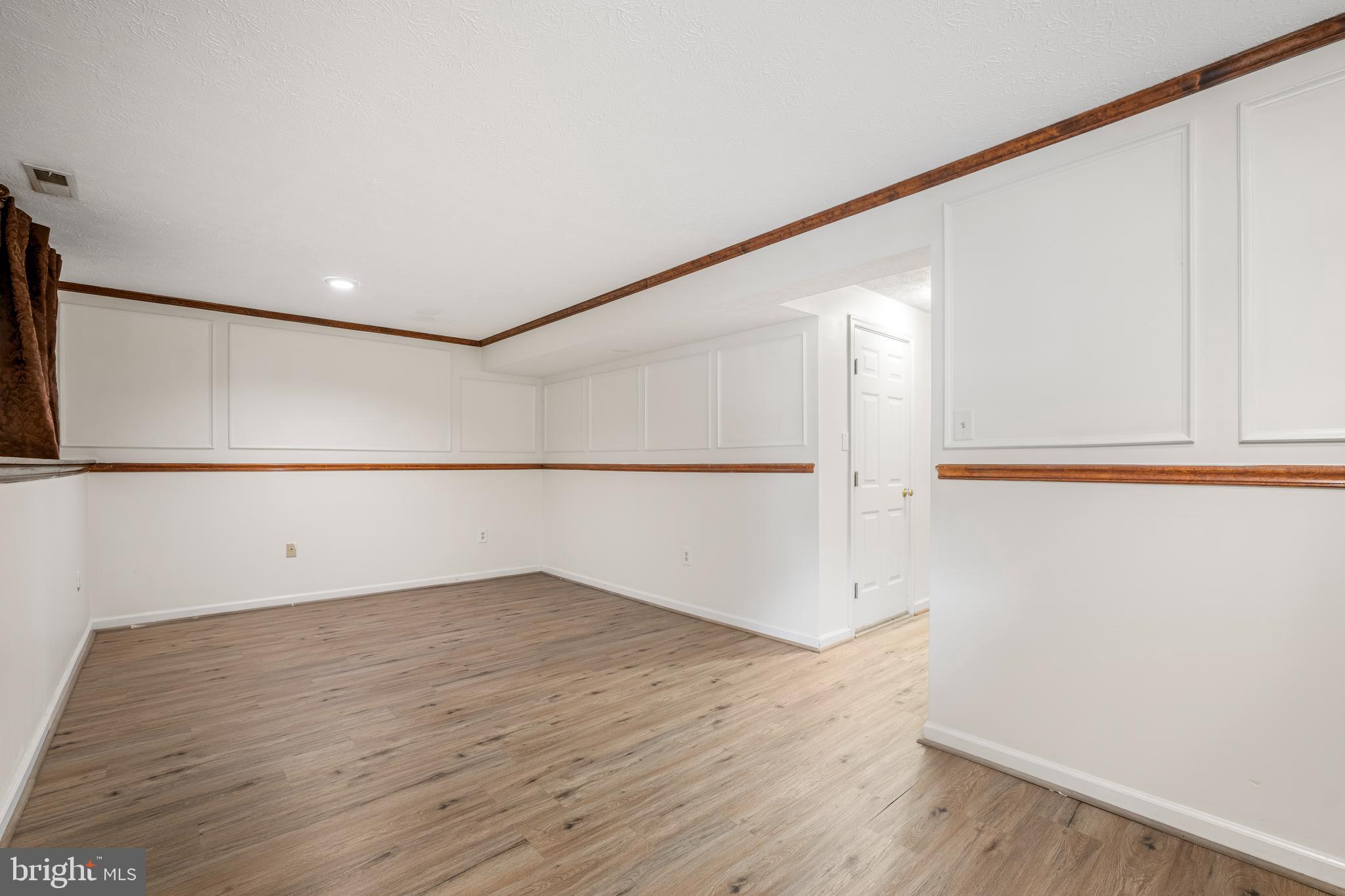 DORSEY SEARCH - Residential