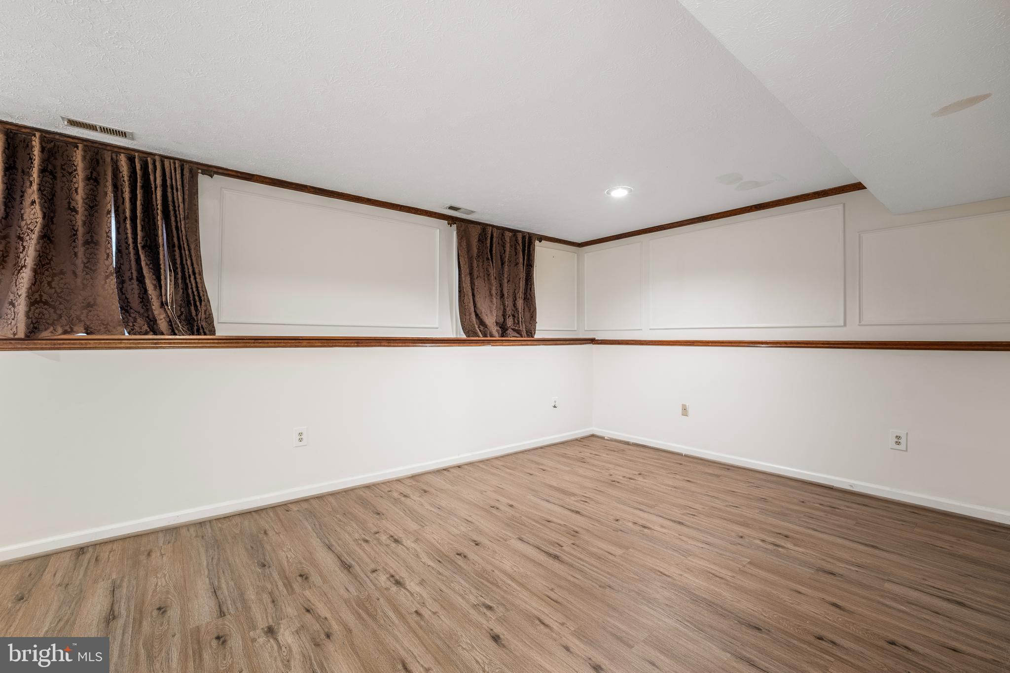 DORSEY SEARCH - Residential