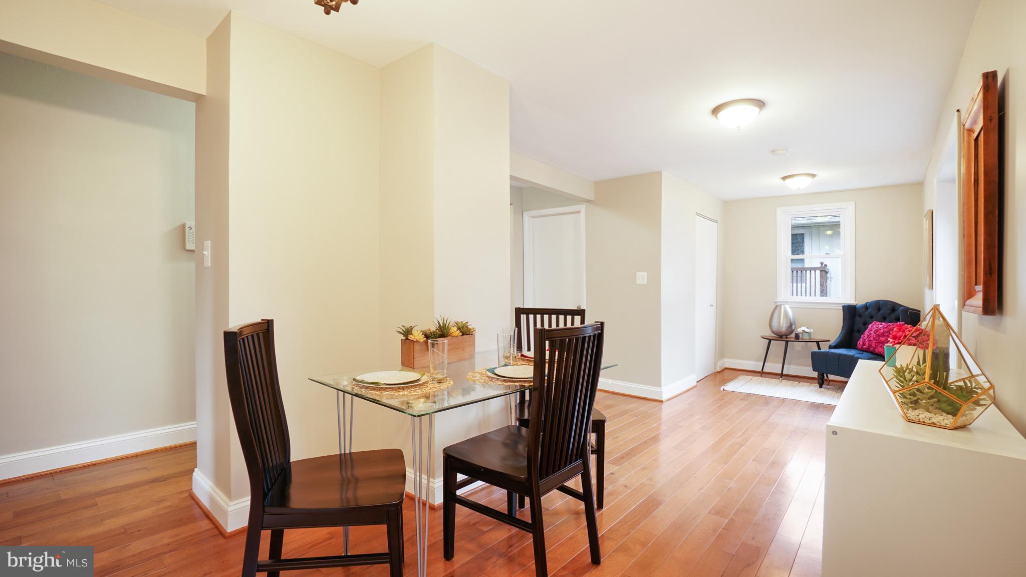 NORTH KENSINGTON - Residential