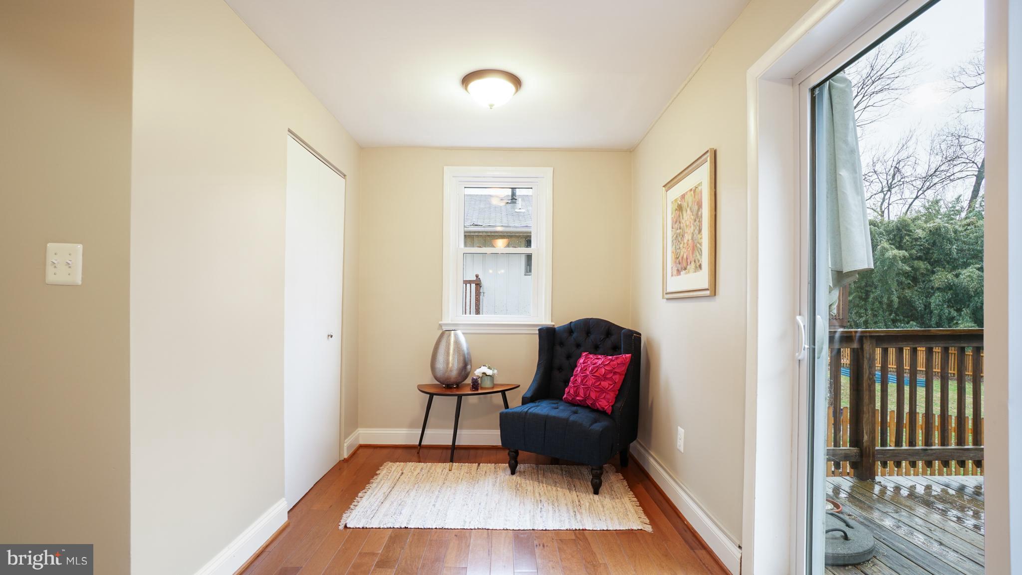 NORTH KENSINGTON - Residential