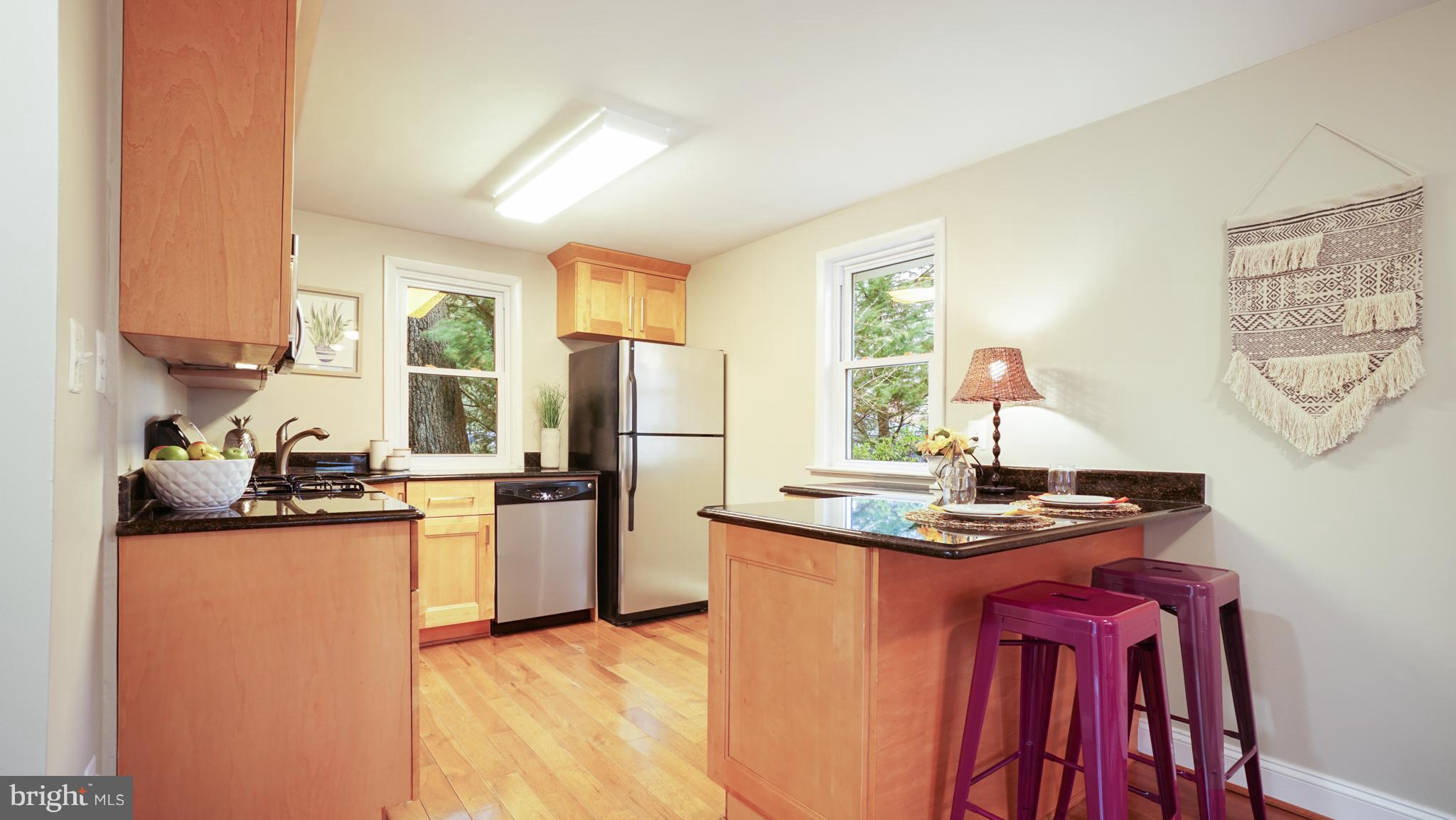 NORTH KENSINGTON - Residential