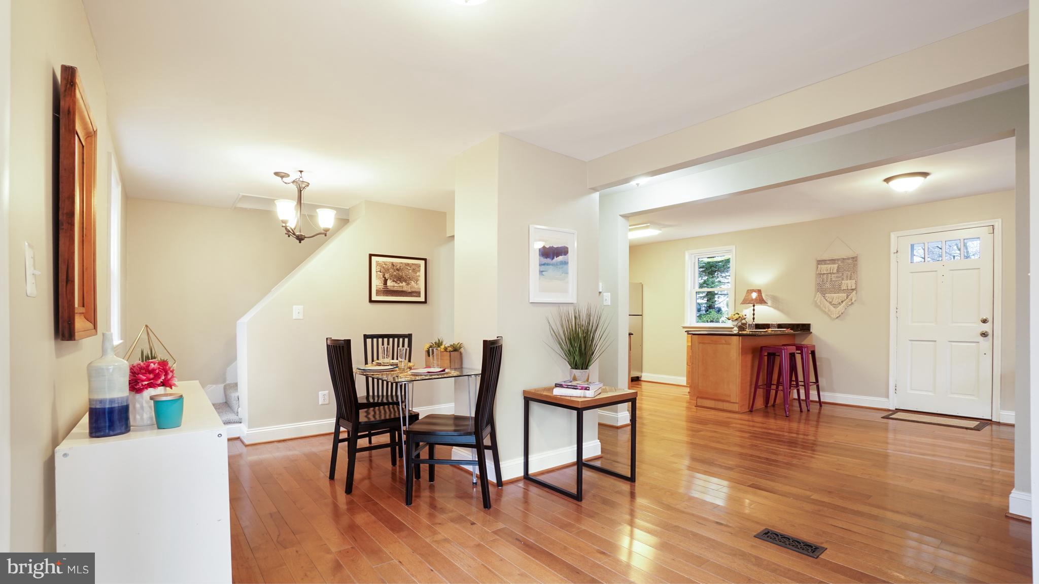 NORTH KENSINGTON - Residential