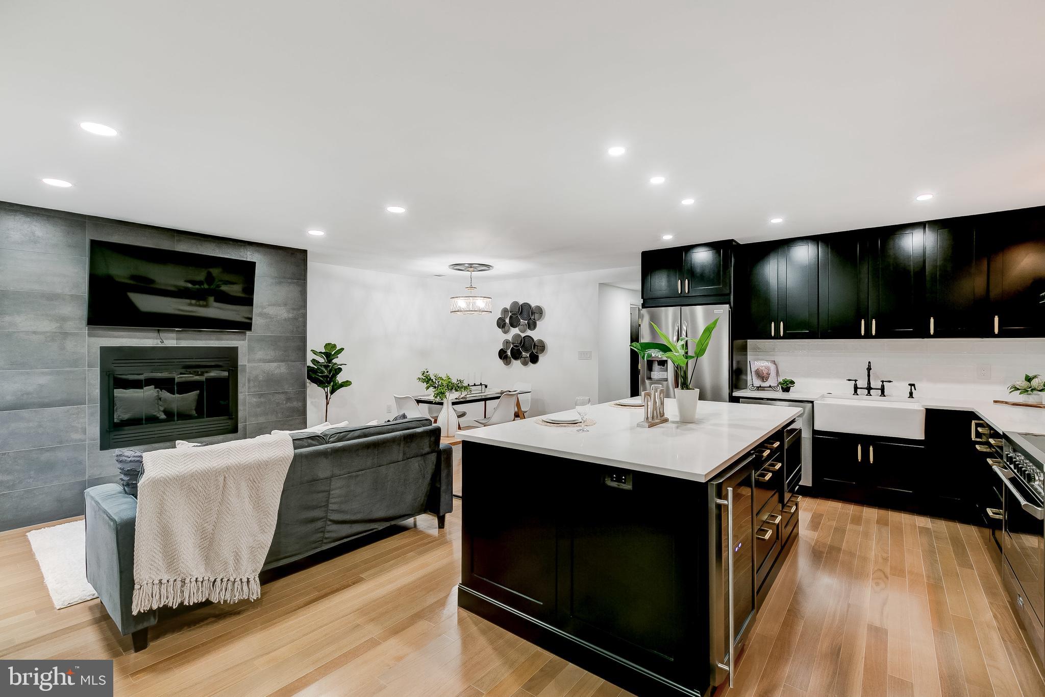 HARBOR WAY - Residential