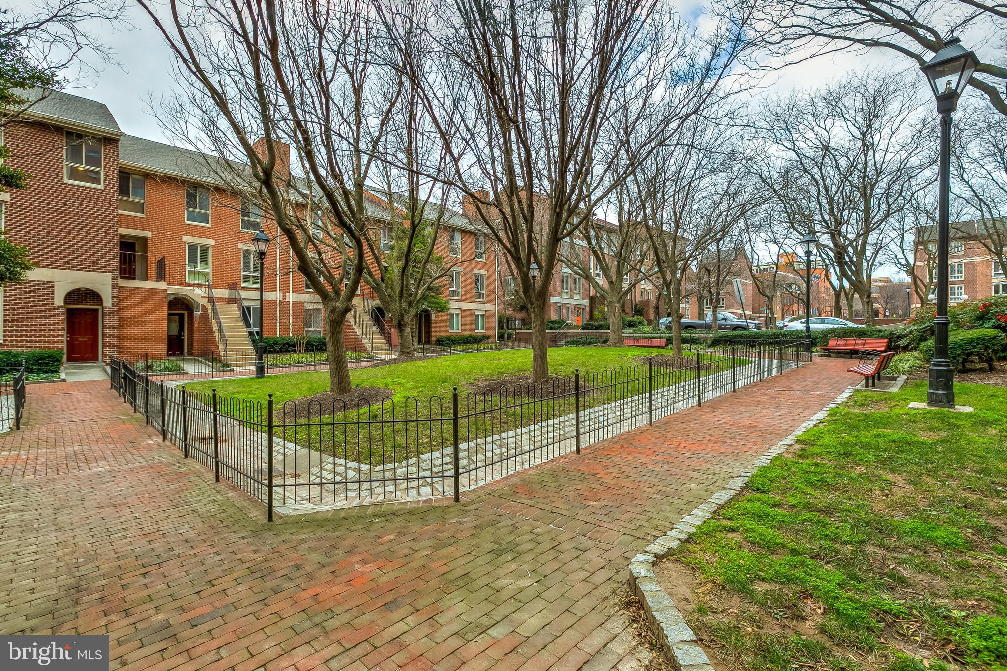 HARBOR WAY - Residential