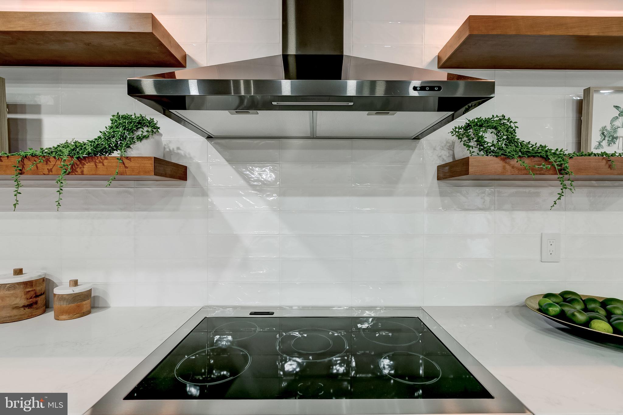 HARBOR WAY - Residential