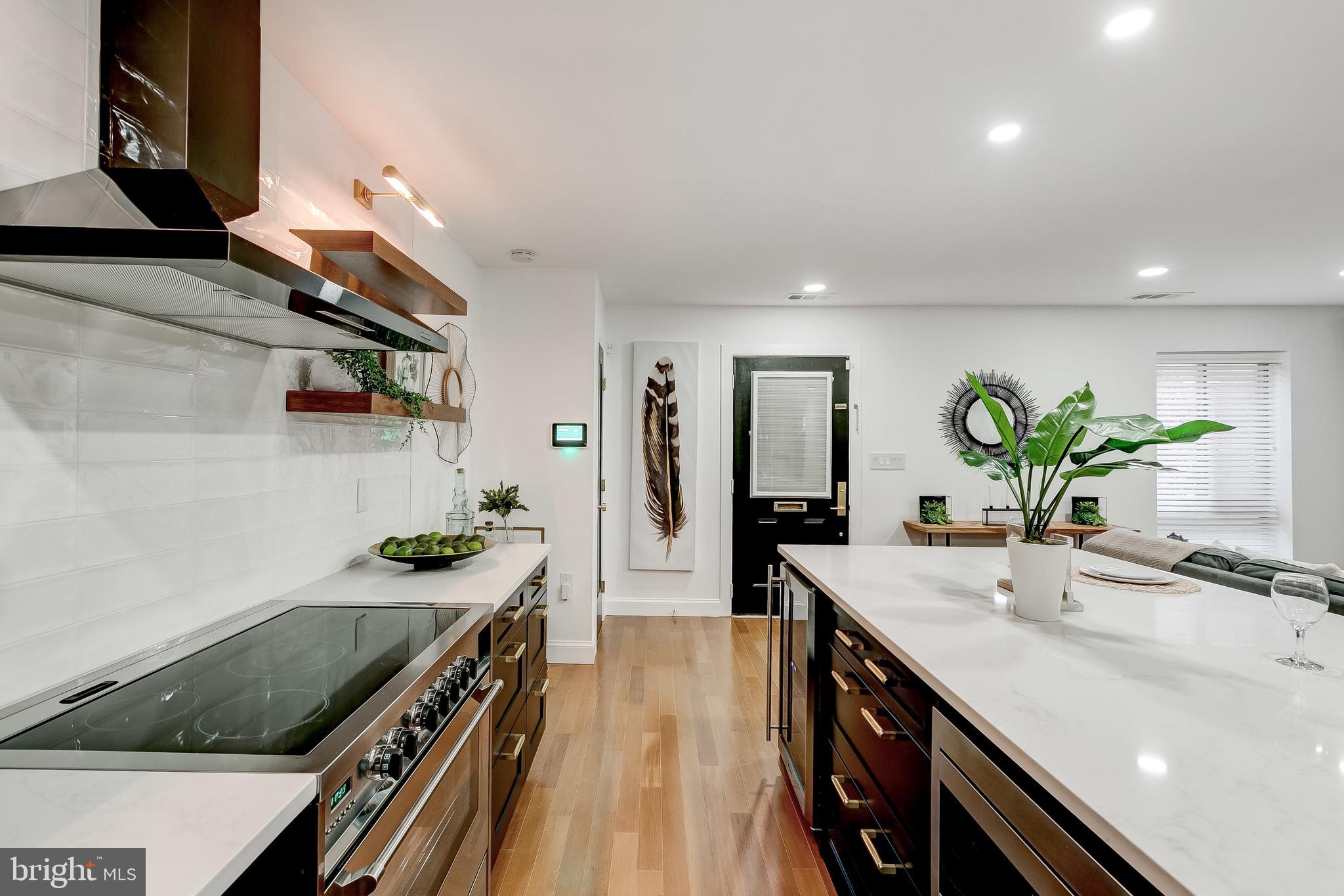 HARBOR WAY - Residential