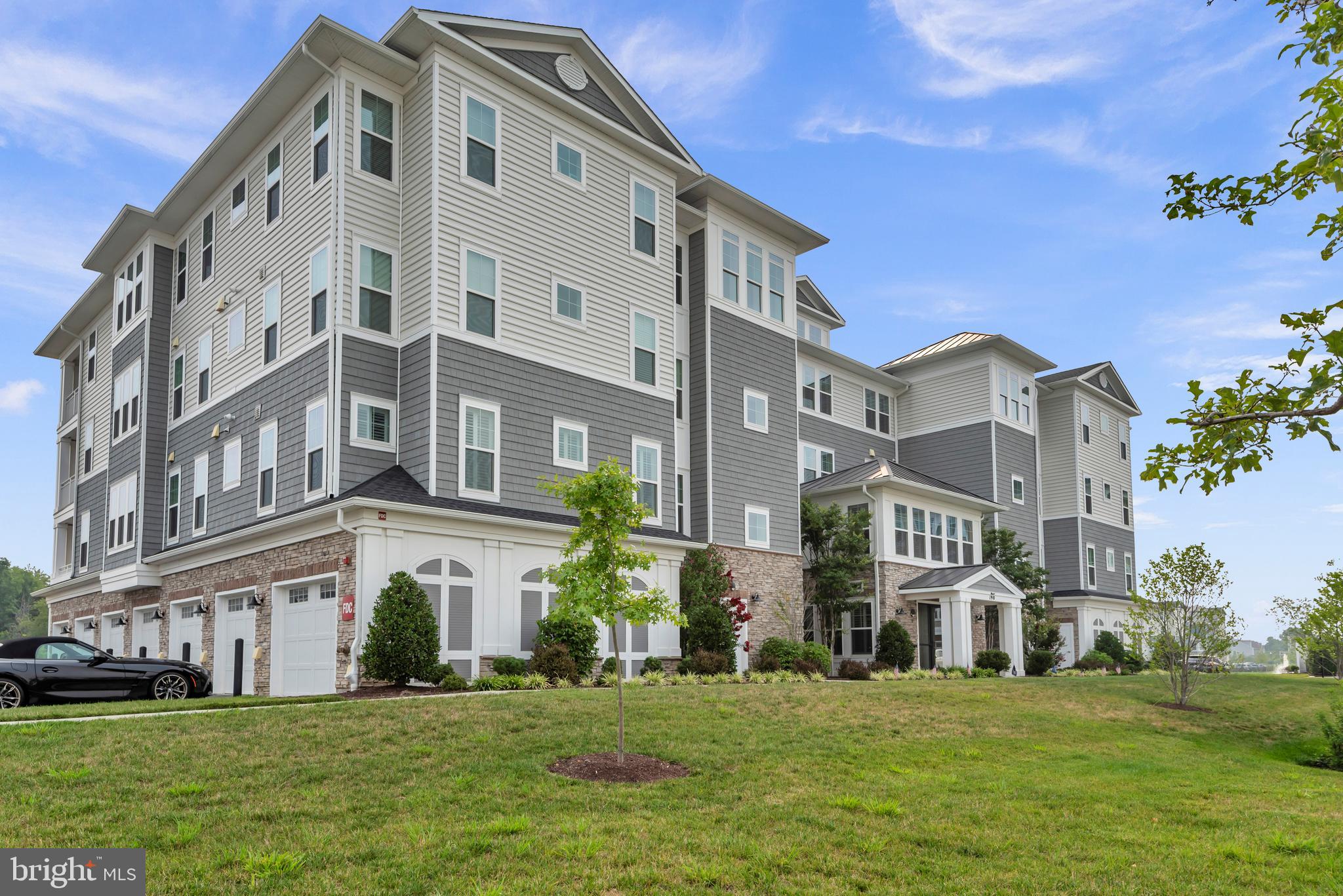 190 HARRIER WAY 24