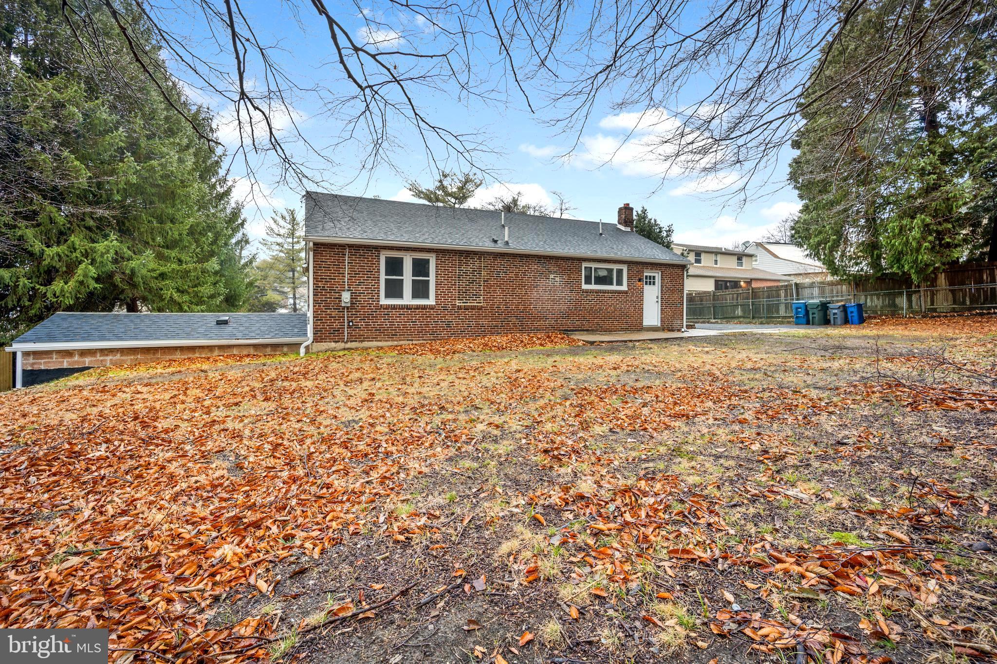 JENKINTOWN - Residential