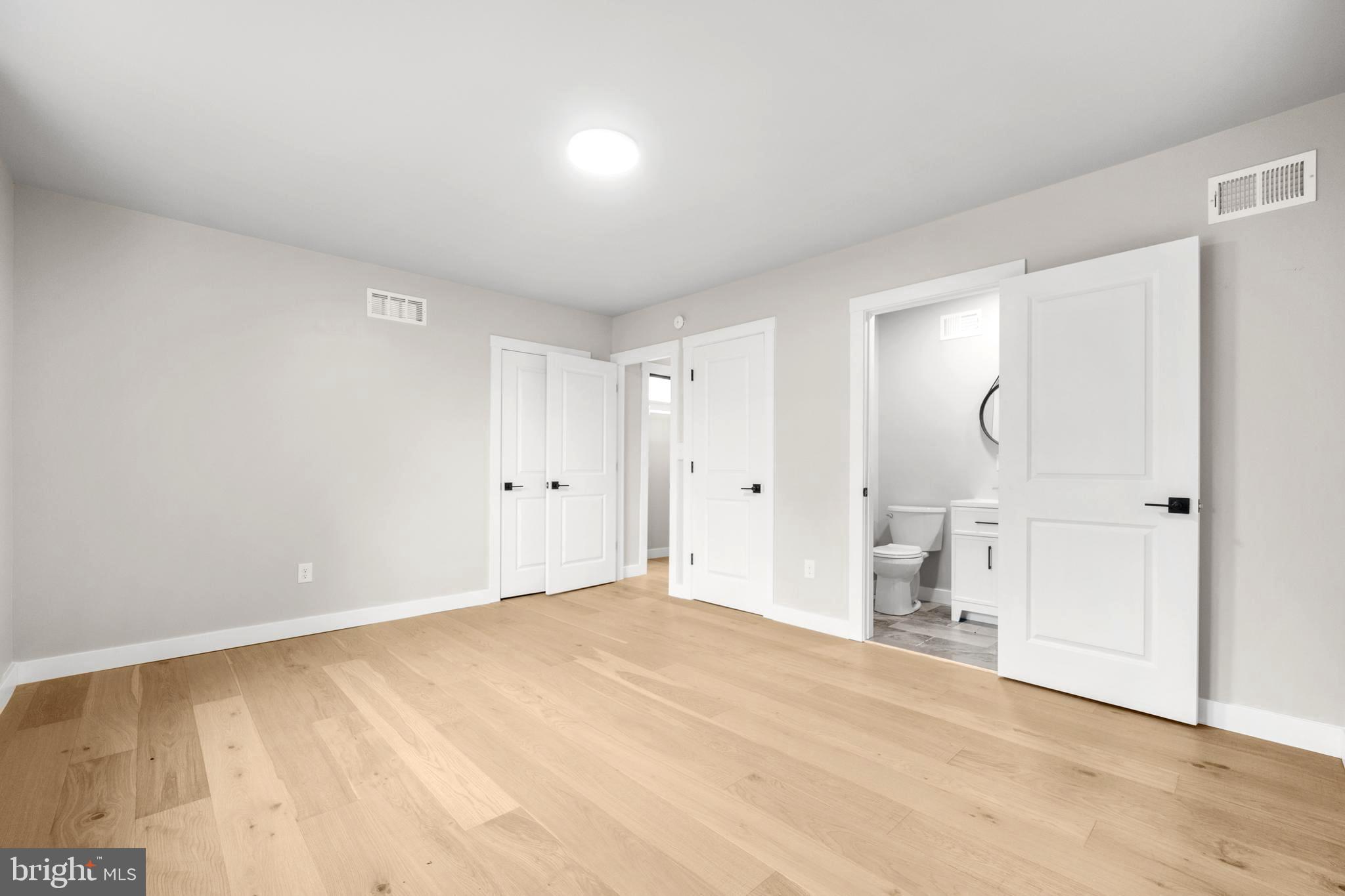 JENKINTOWN - Residential