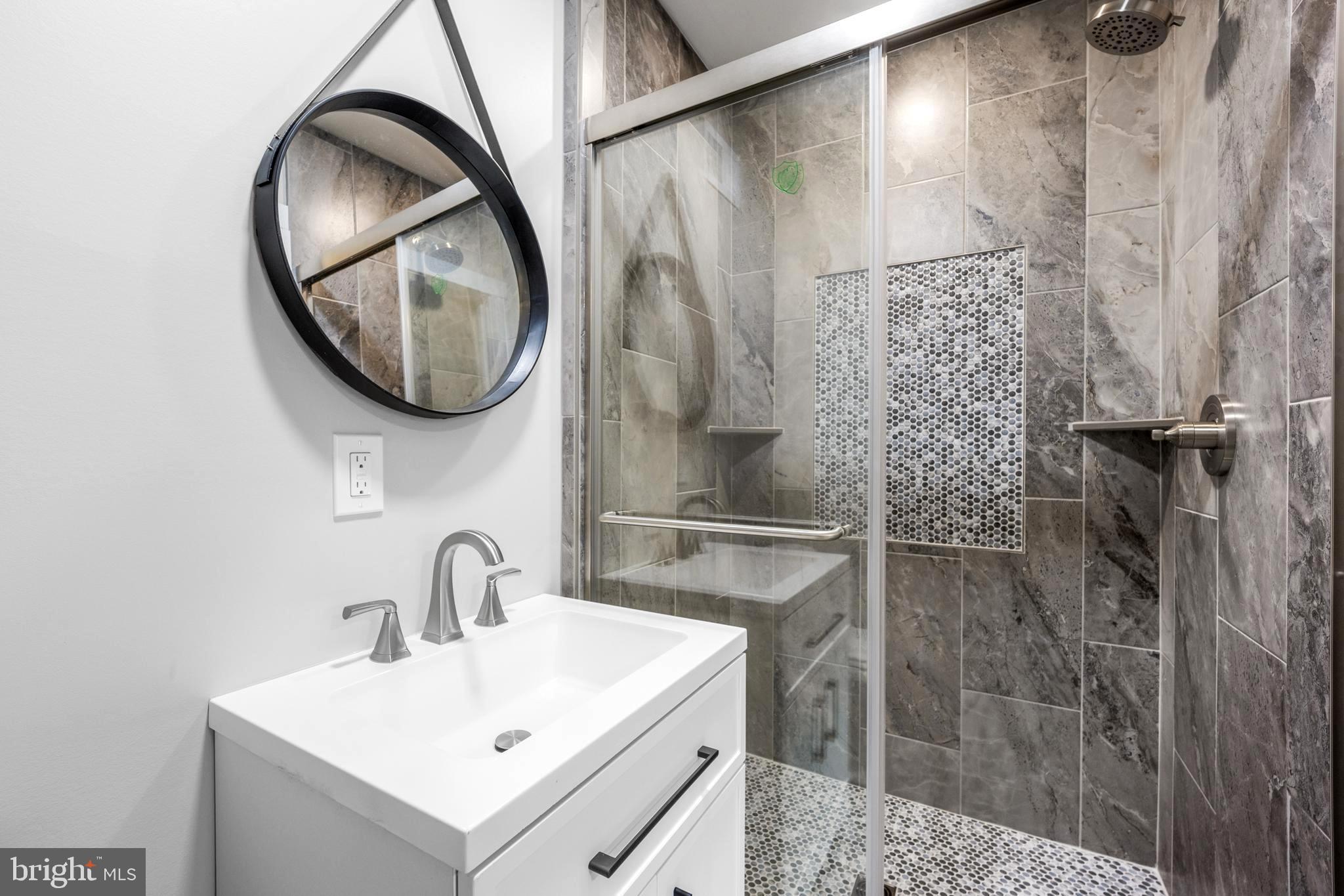 JENKINTOWN - Residential