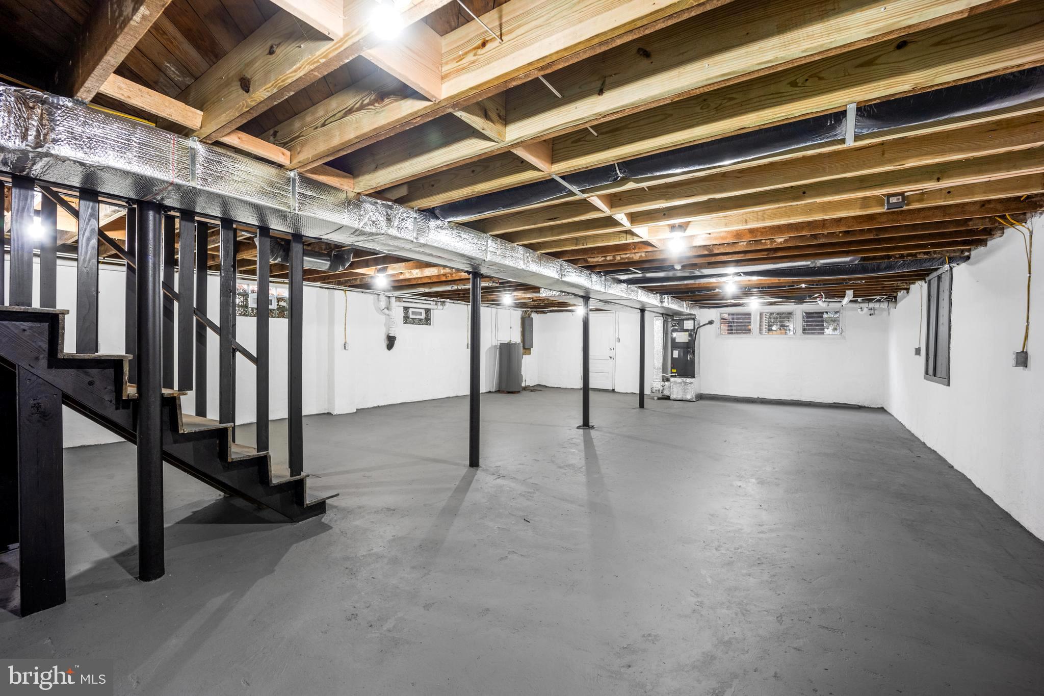 JENKINTOWN - Residential