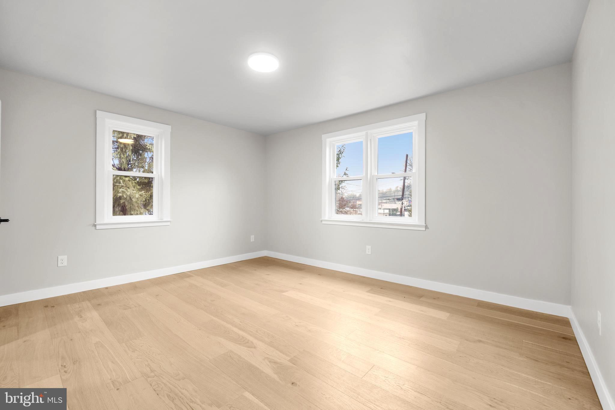 JENKINTOWN - Residential