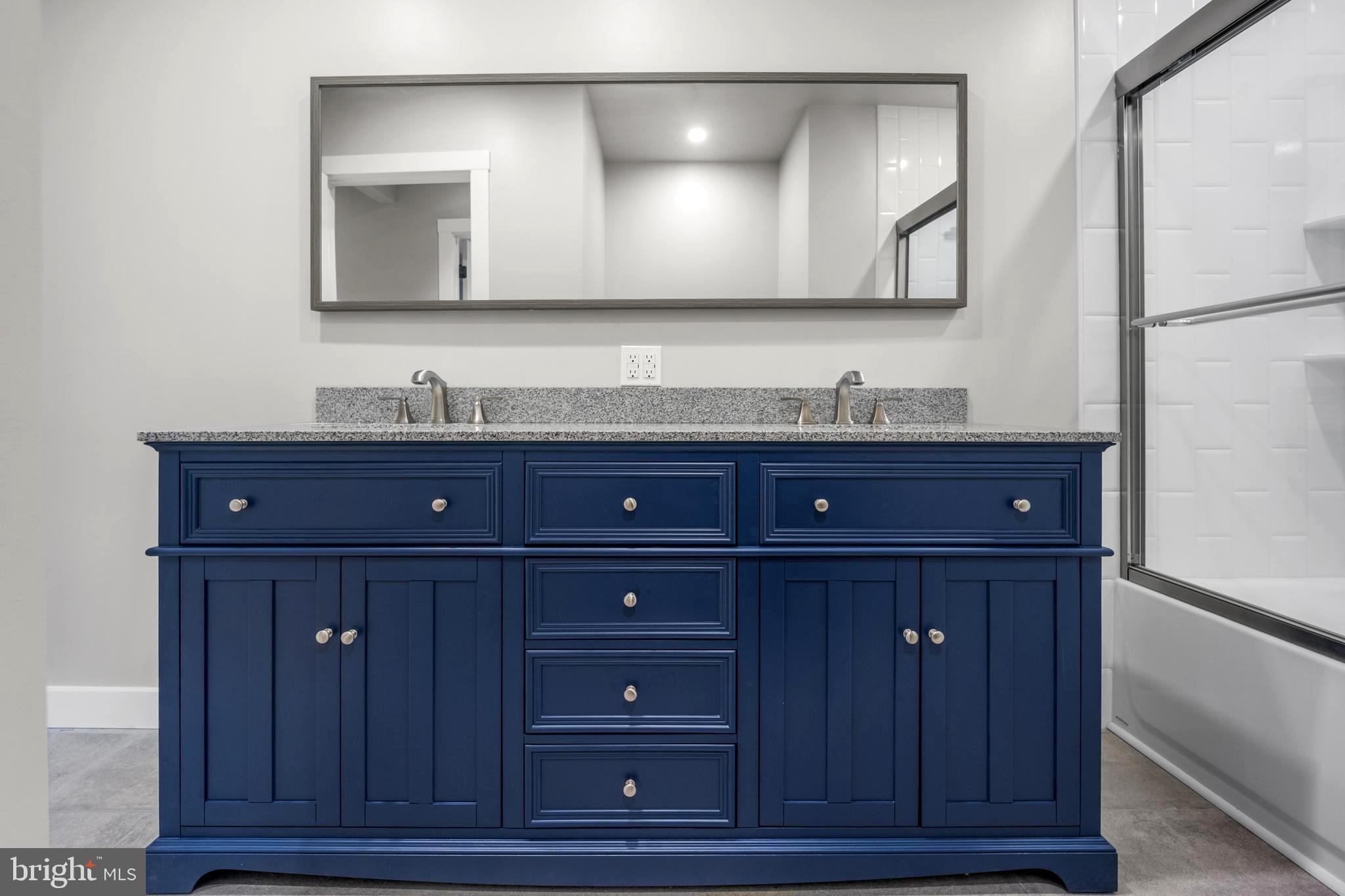 JENKINTOWN - Residential