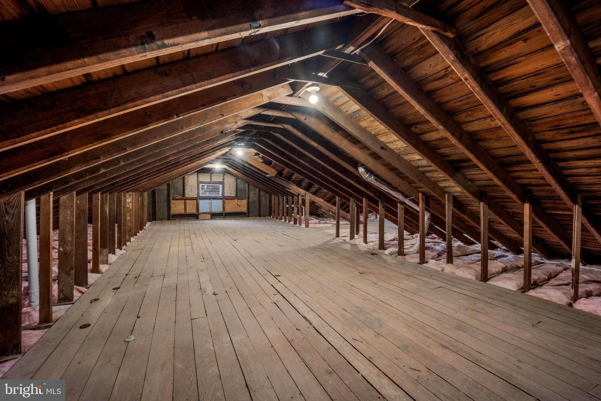 JENKINTOWN - Residential