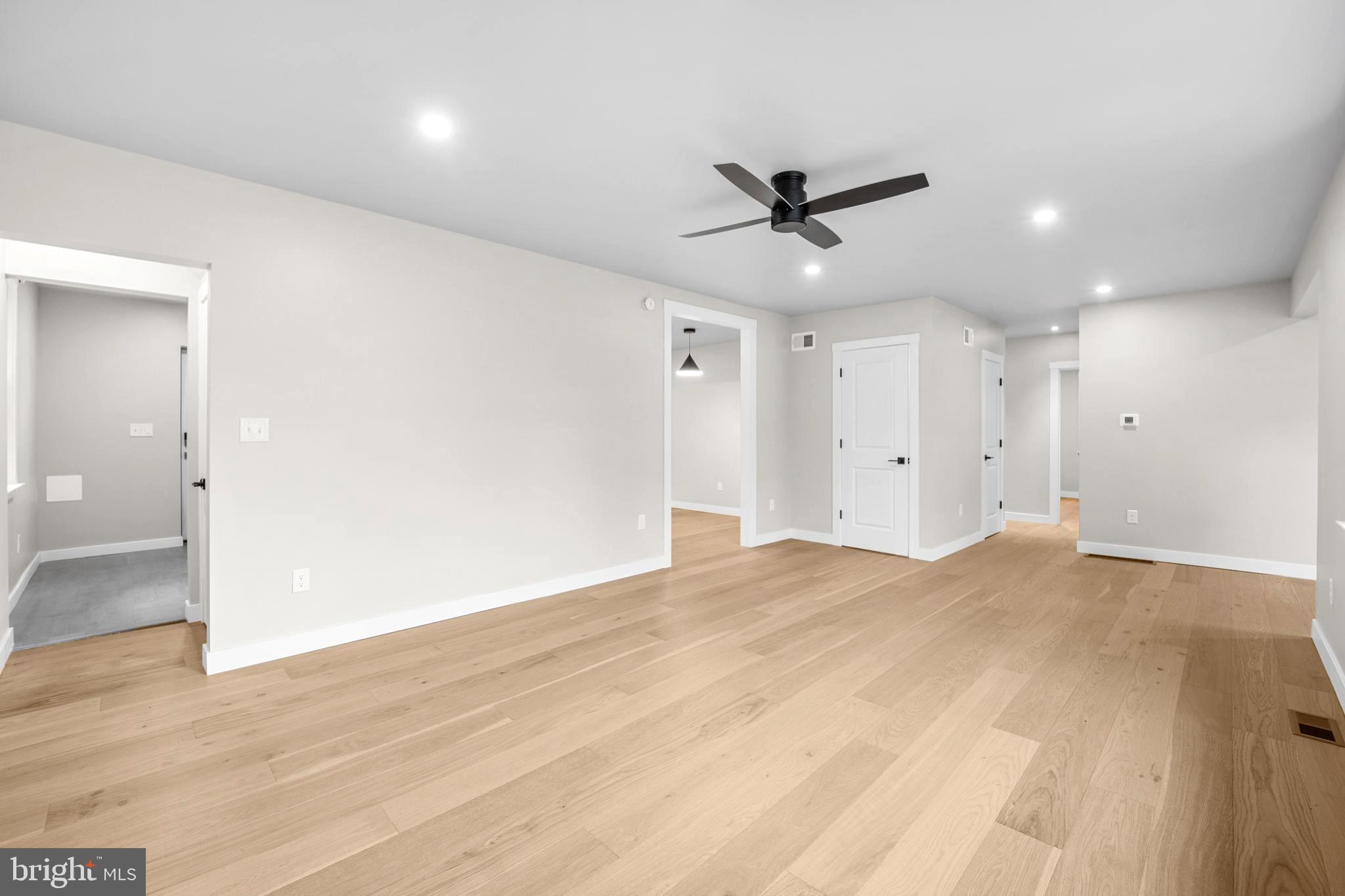 JENKINTOWN - Residential