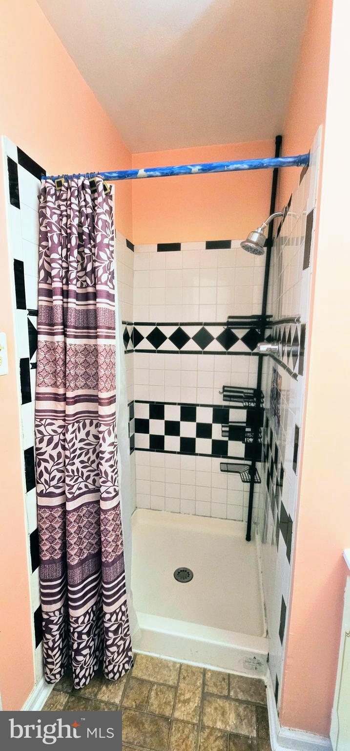 CARROLL PARK MANOR - Residential