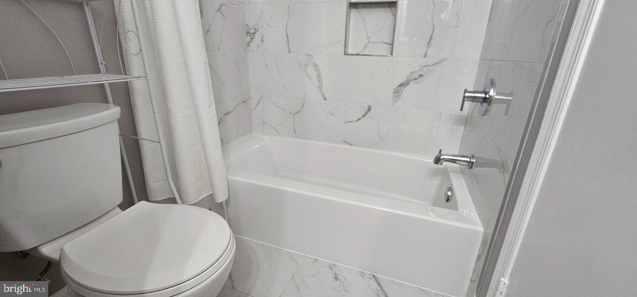 CARROLL PARK MANOR - Residential