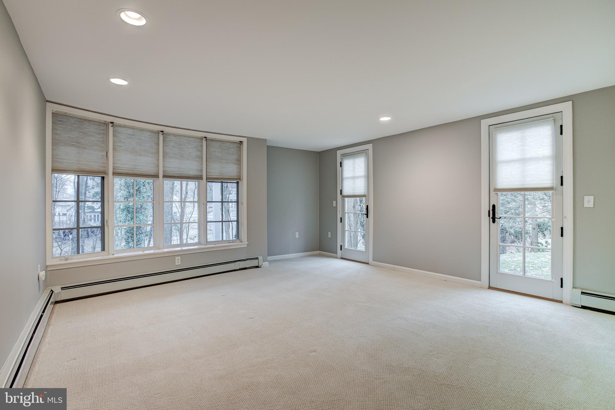 PARK FOREST VILLAGE - Residential