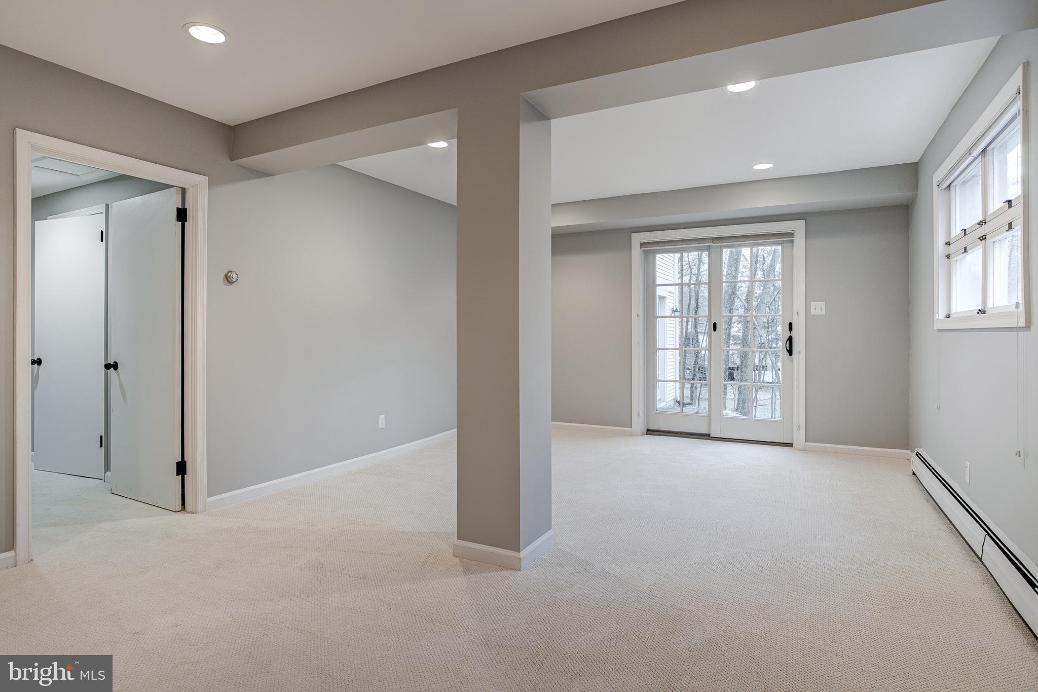 PARK FOREST VILLAGE - Residential