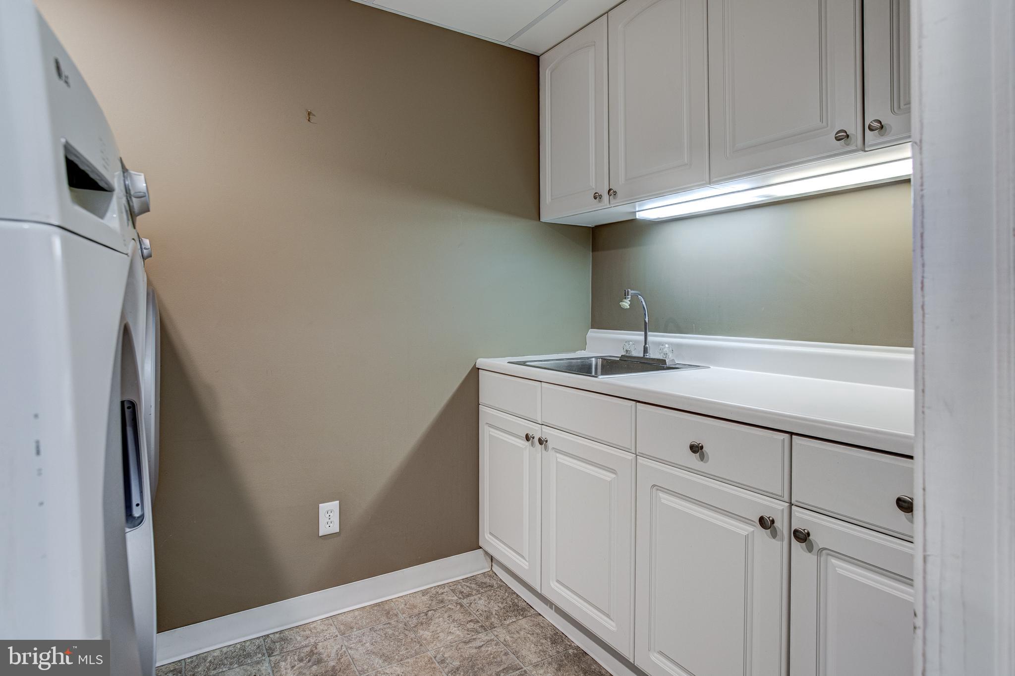 PARK FOREST VILLAGE - Residential