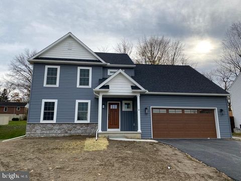 329 W FRITZ AVENUE QUARRYVILLE PA 17566