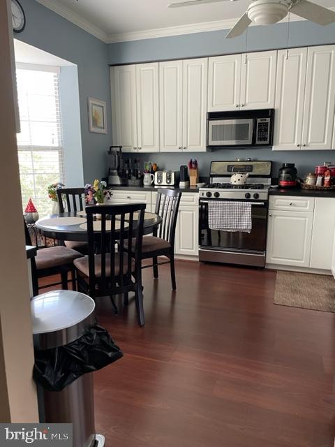 NANTUCKET MEWS @ CROFTON - Residential