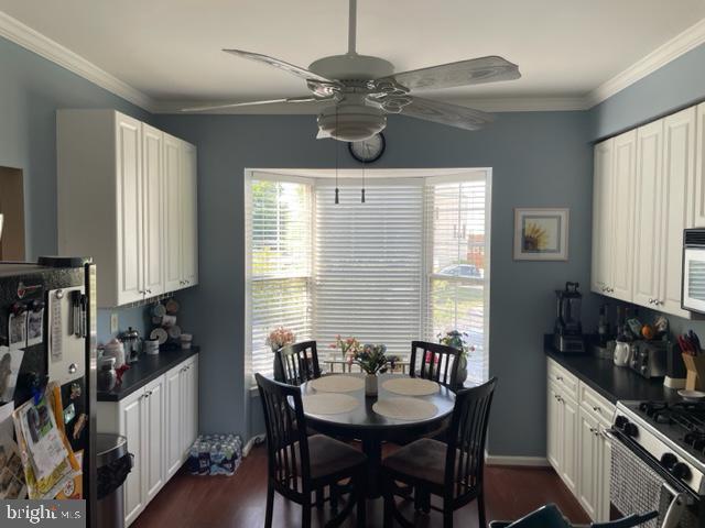 NANTUCKET MEWS @ CROFTON - Residential