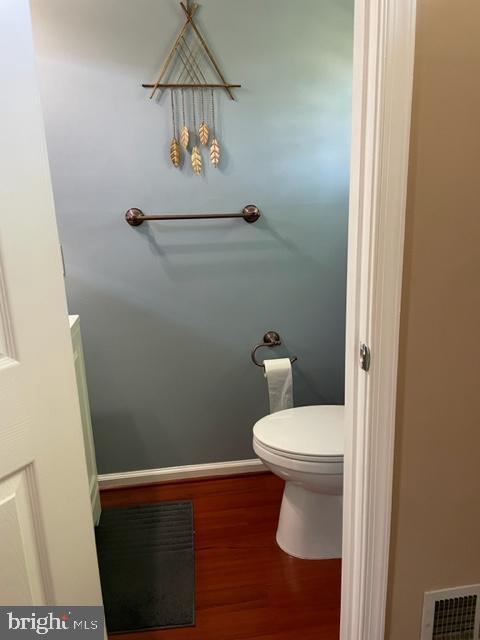 NANTUCKET MEWS @ CROFTON - Residential