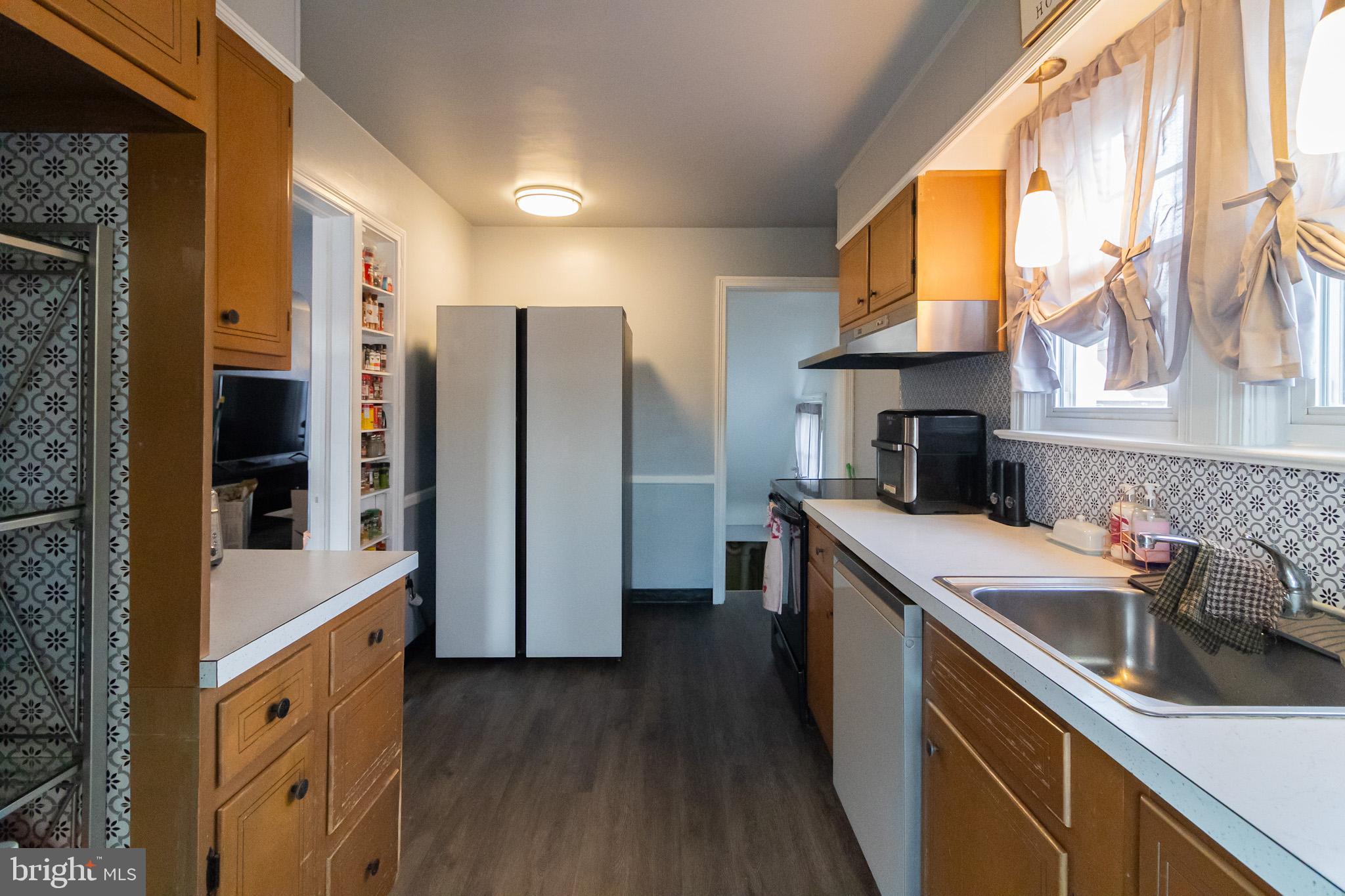 EAST YORK - Residential