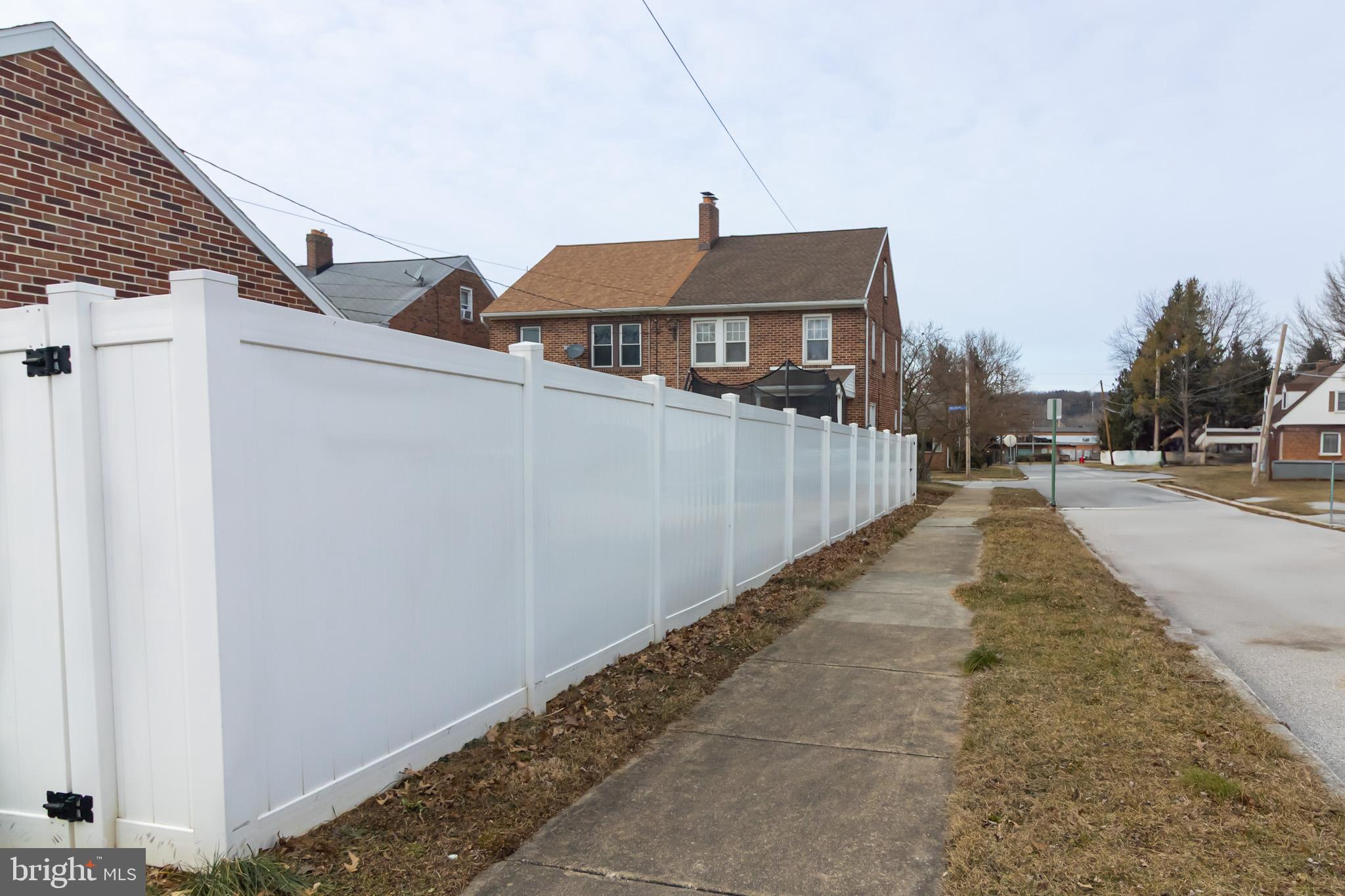 EAST YORK - Residential