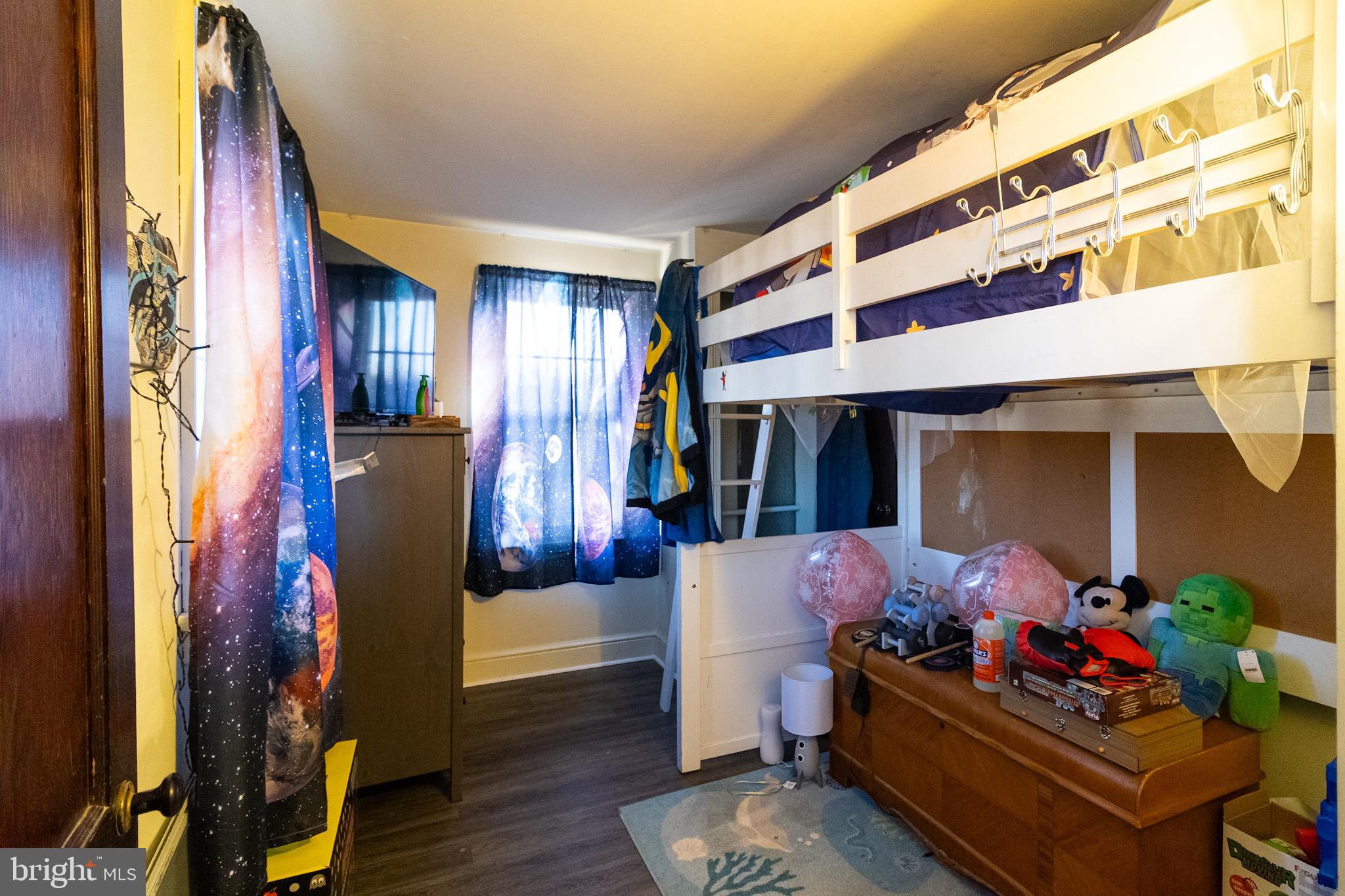 EAST YORK - Residential