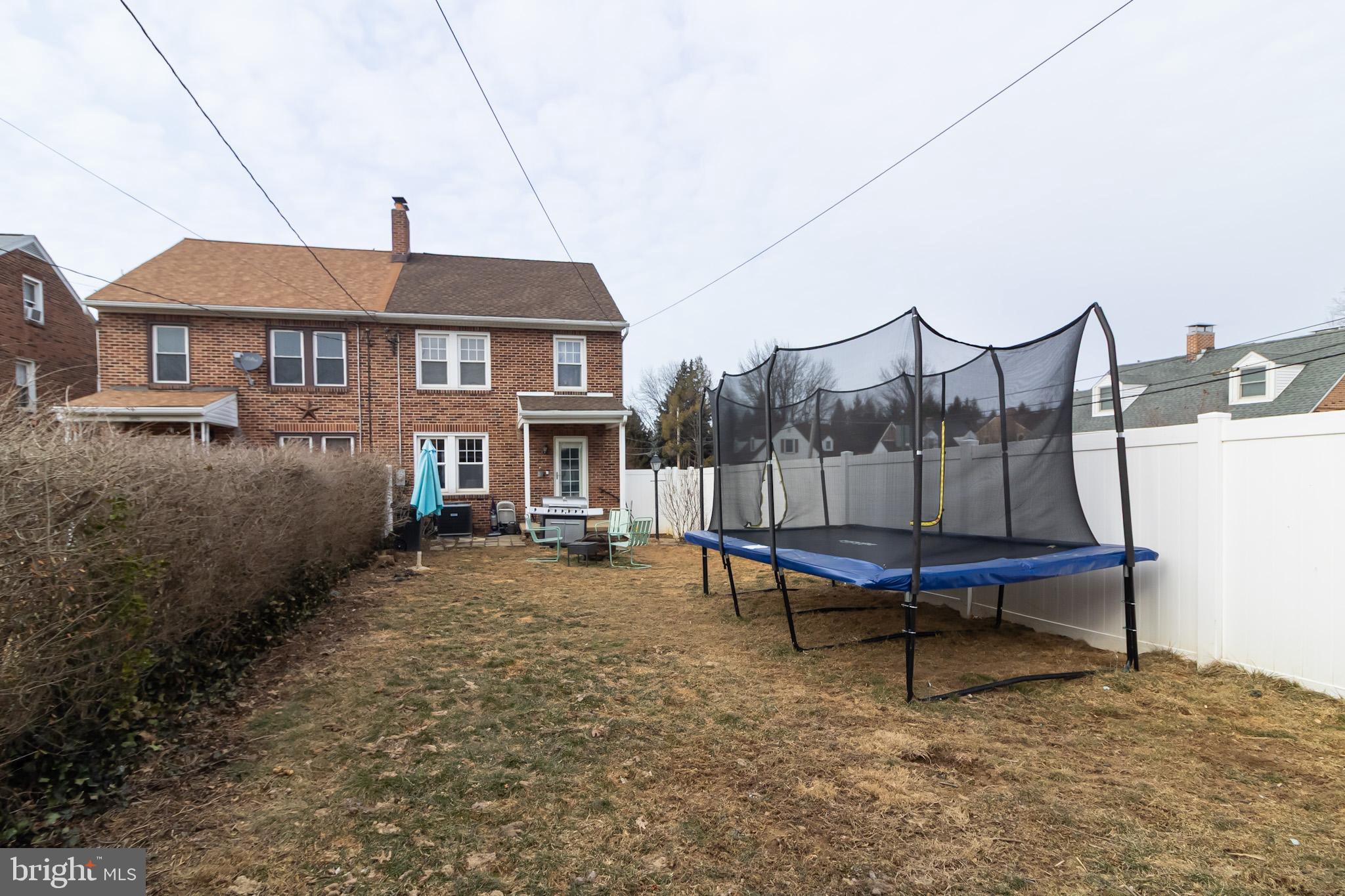 EAST YORK - Residential