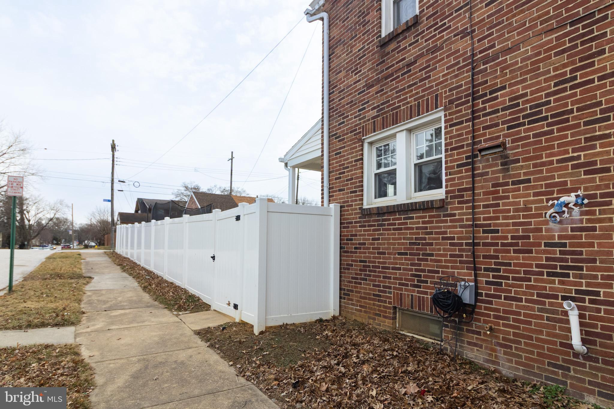 EAST YORK - Residential