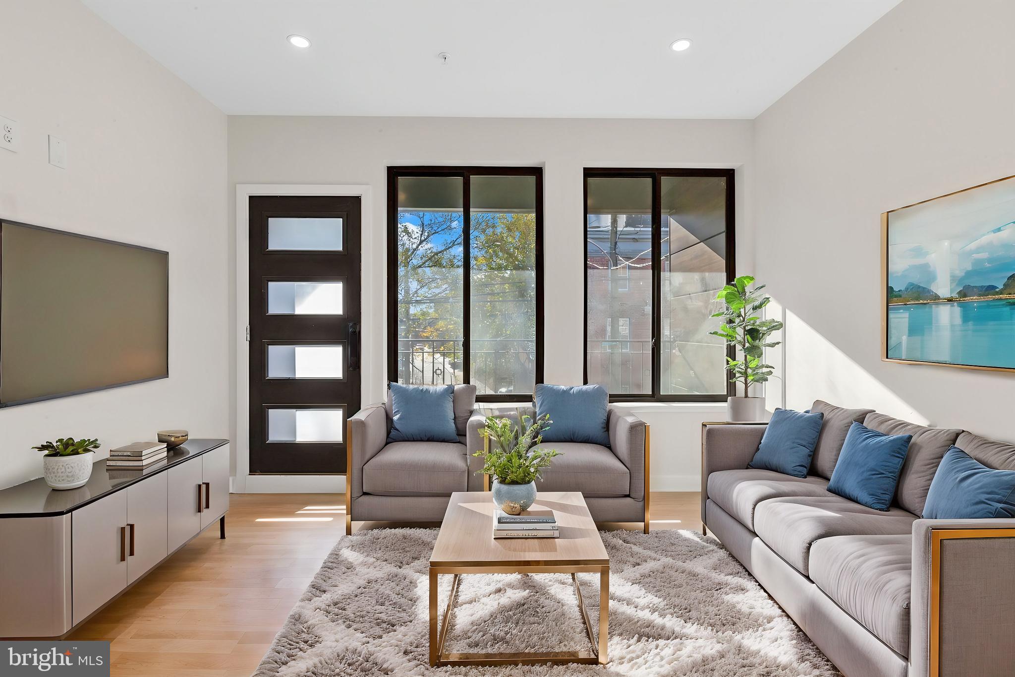 OLDE KENSINGTON - Residential Lease