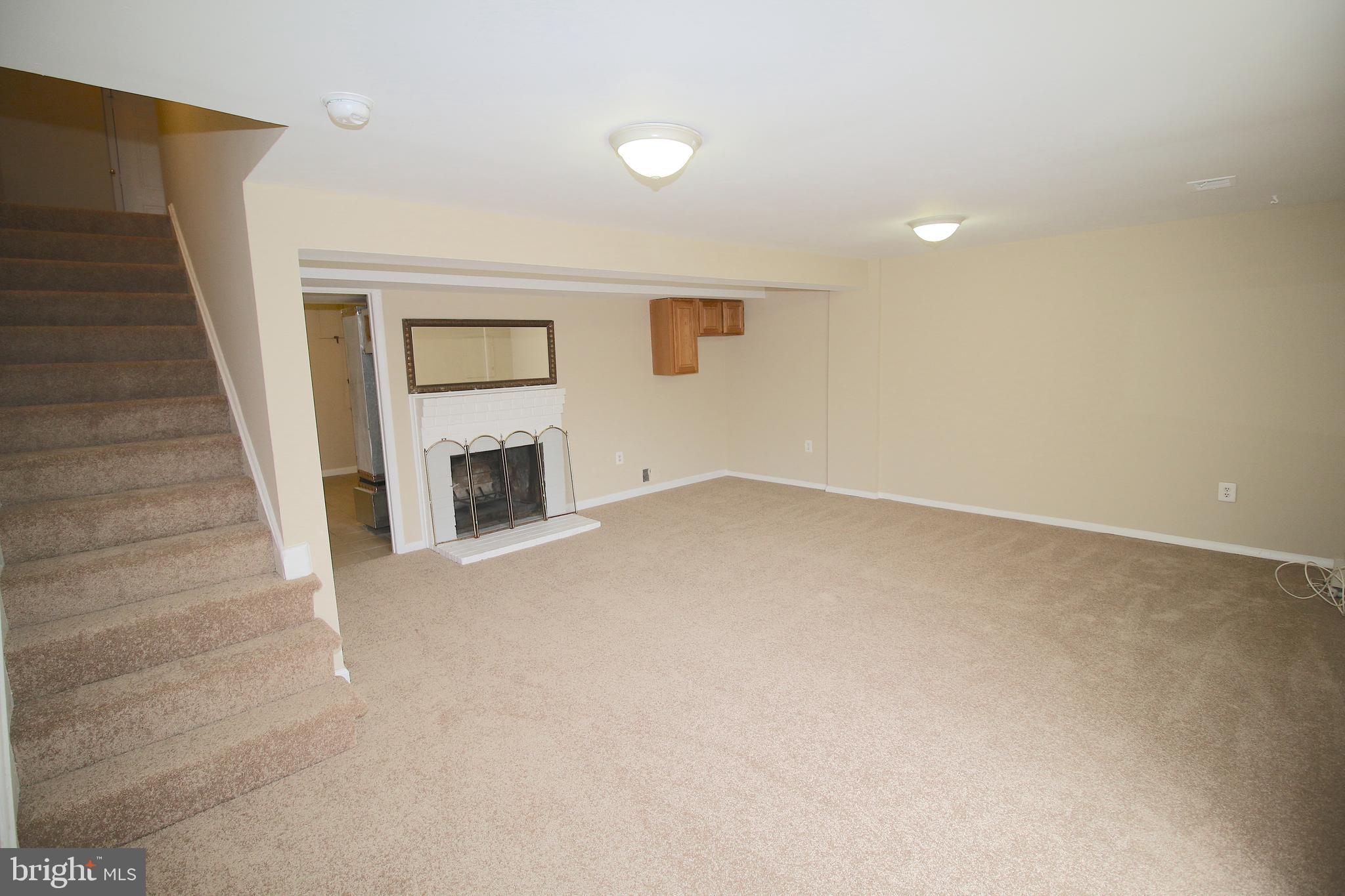 WILLIAMSTOWN - Residential Lease