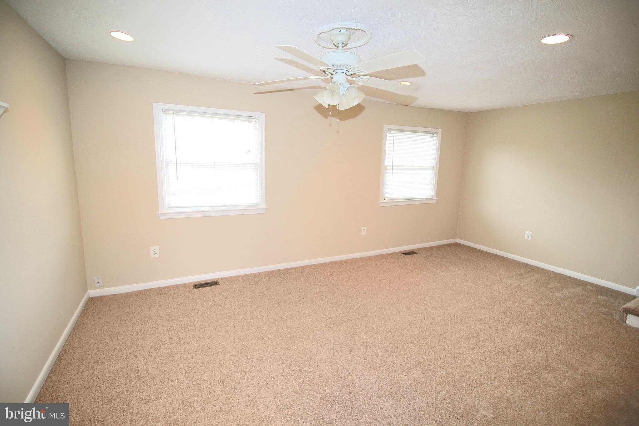 WILLIAMSTOWN - Residential Lease