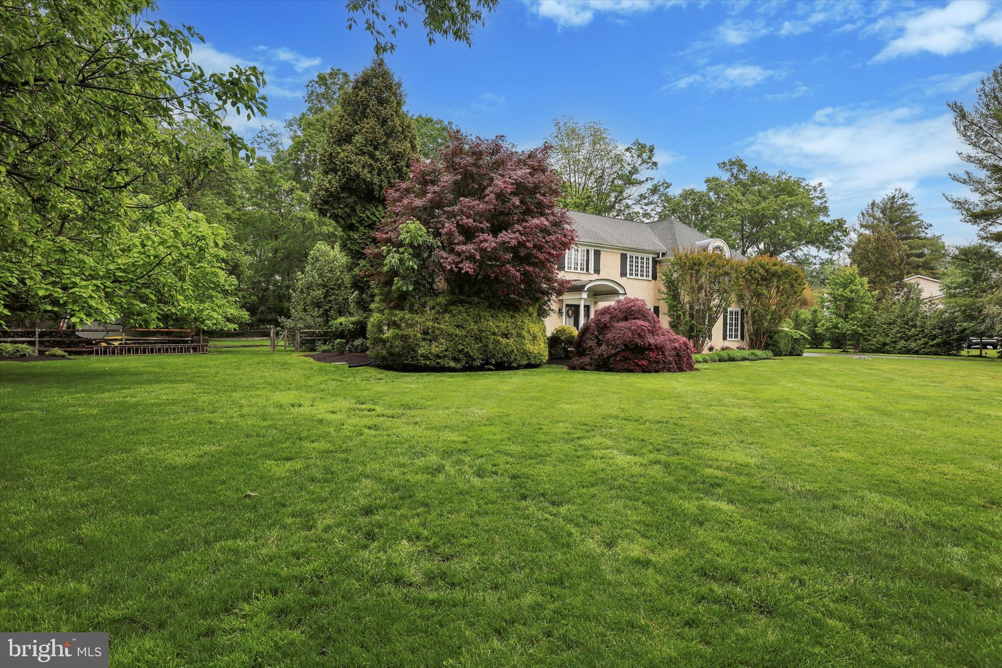 609 EDERER LANE