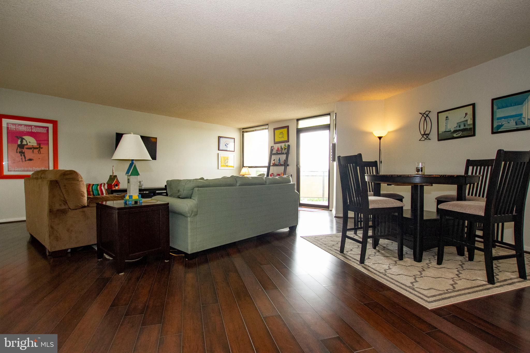 THE RIDGELY - Residential