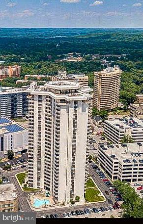 THE RIDGELY - Residential