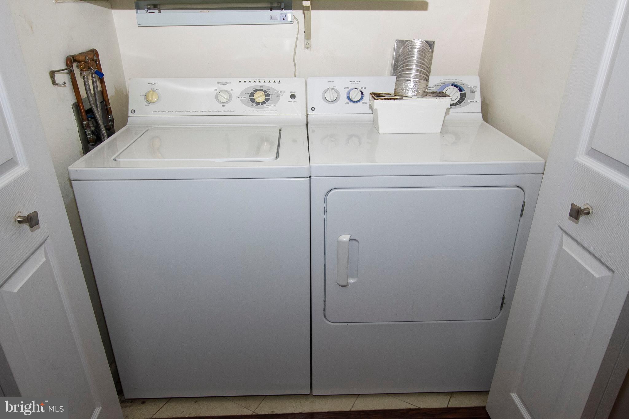 THE RIDGELY - Residential