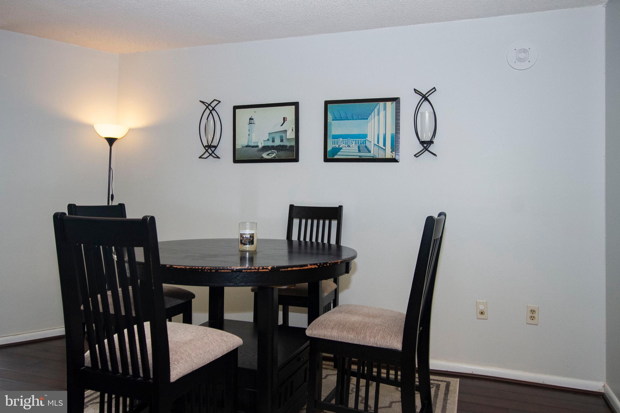 THE RIDGELY - Residential