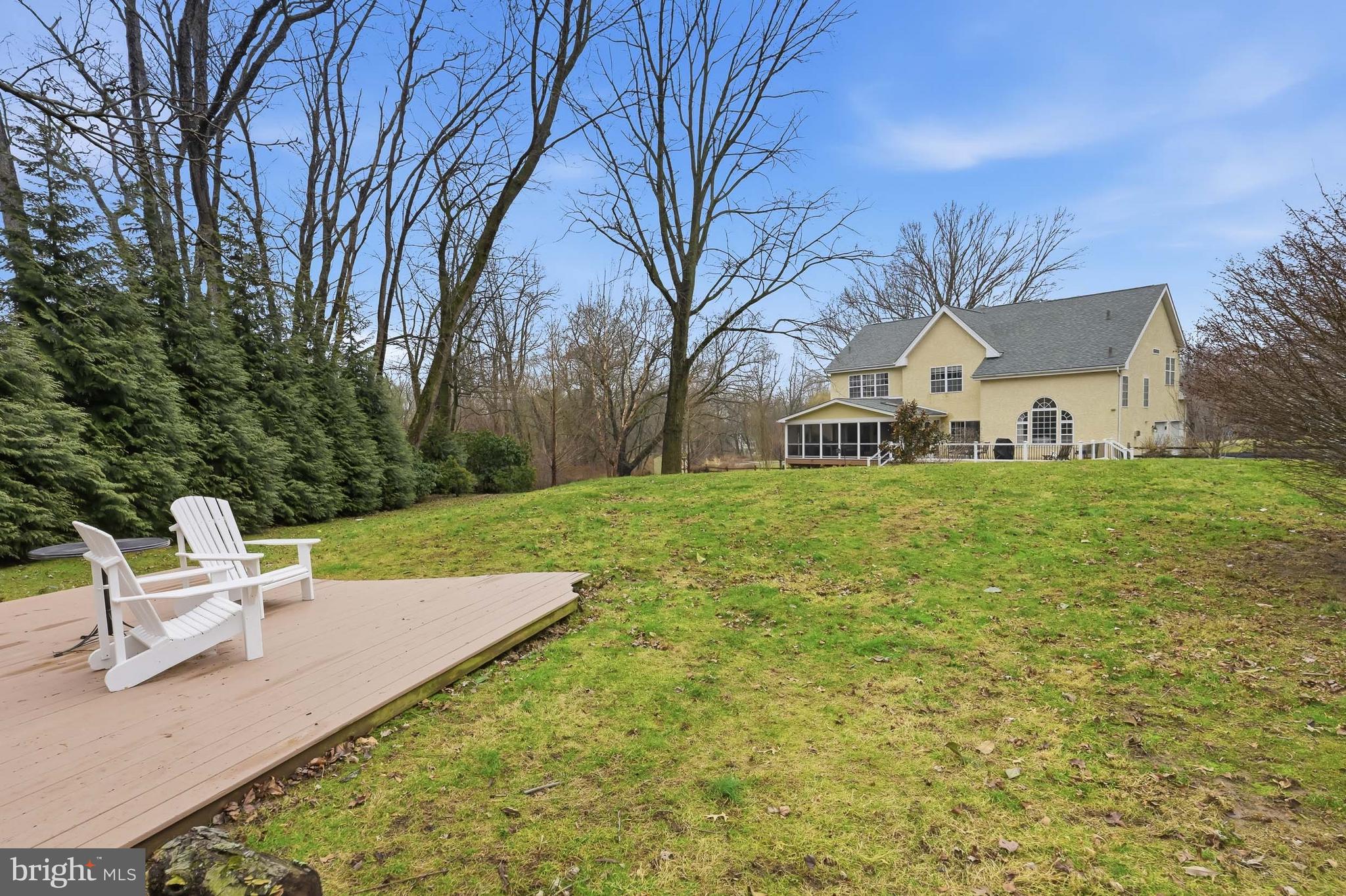 KEMBLESVILLE WEST - Residential