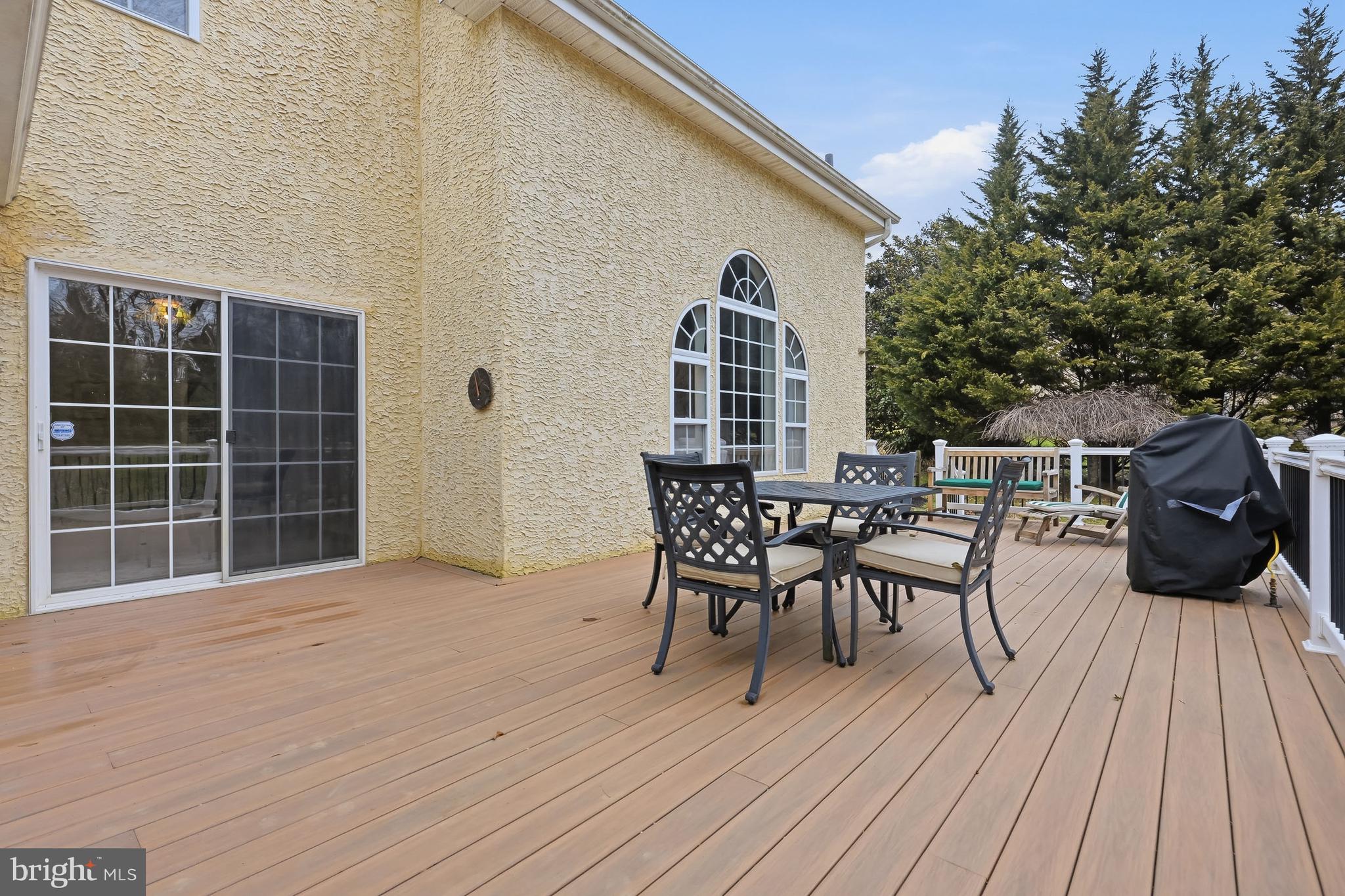 KEMBLESVILLE WEST - Residential