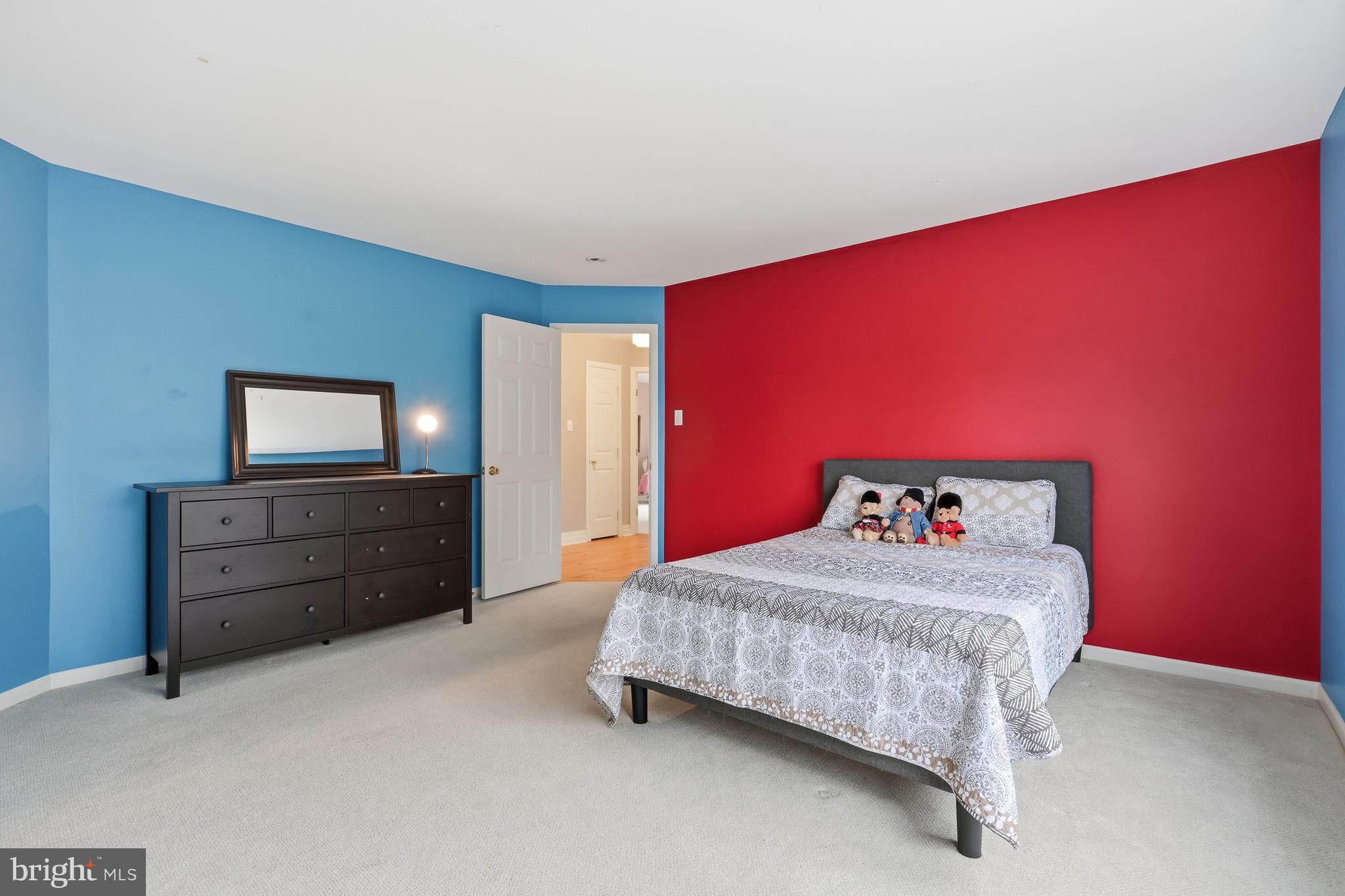 KEMBLESVILLE WEST - Residential