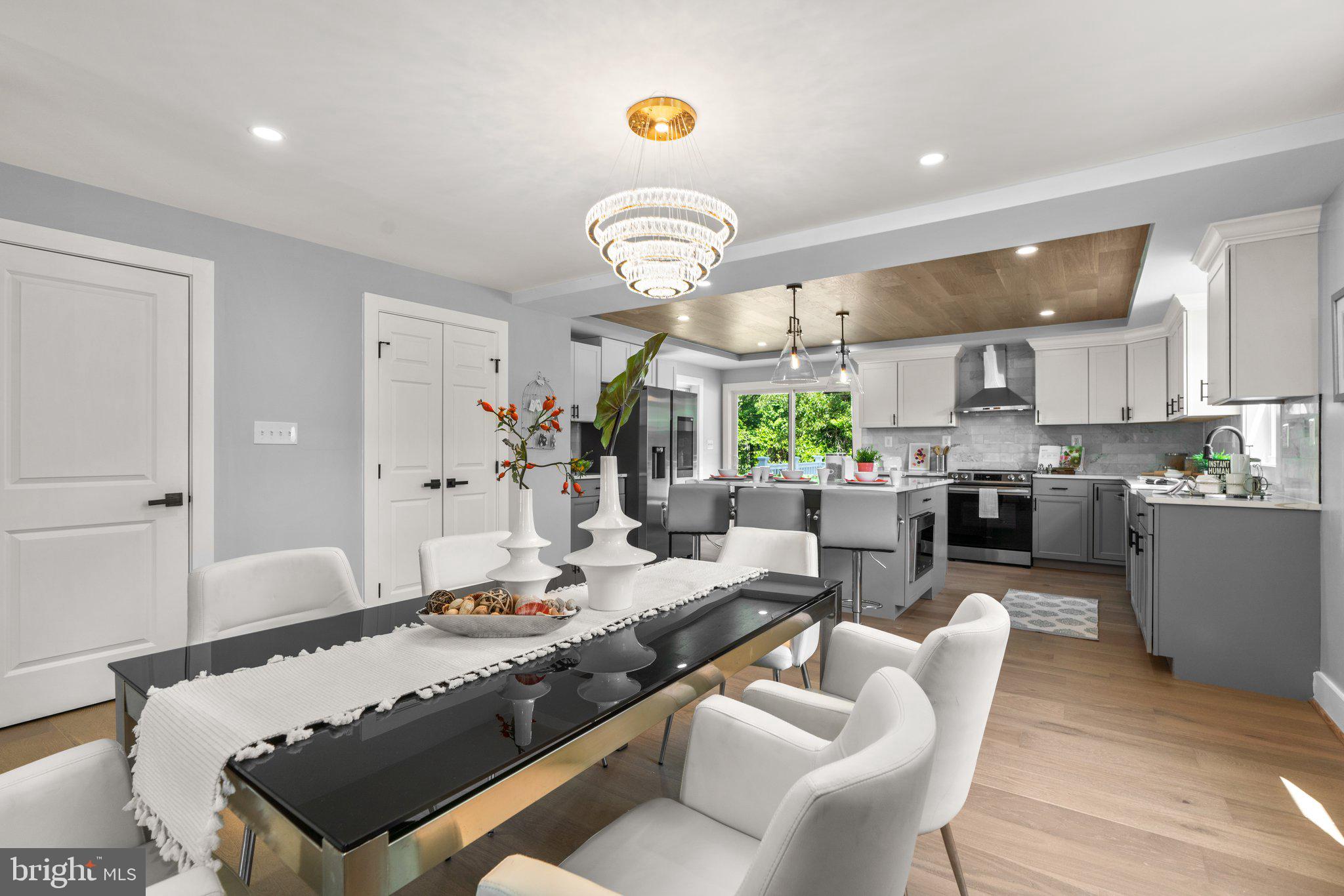 REGULARS - Residential