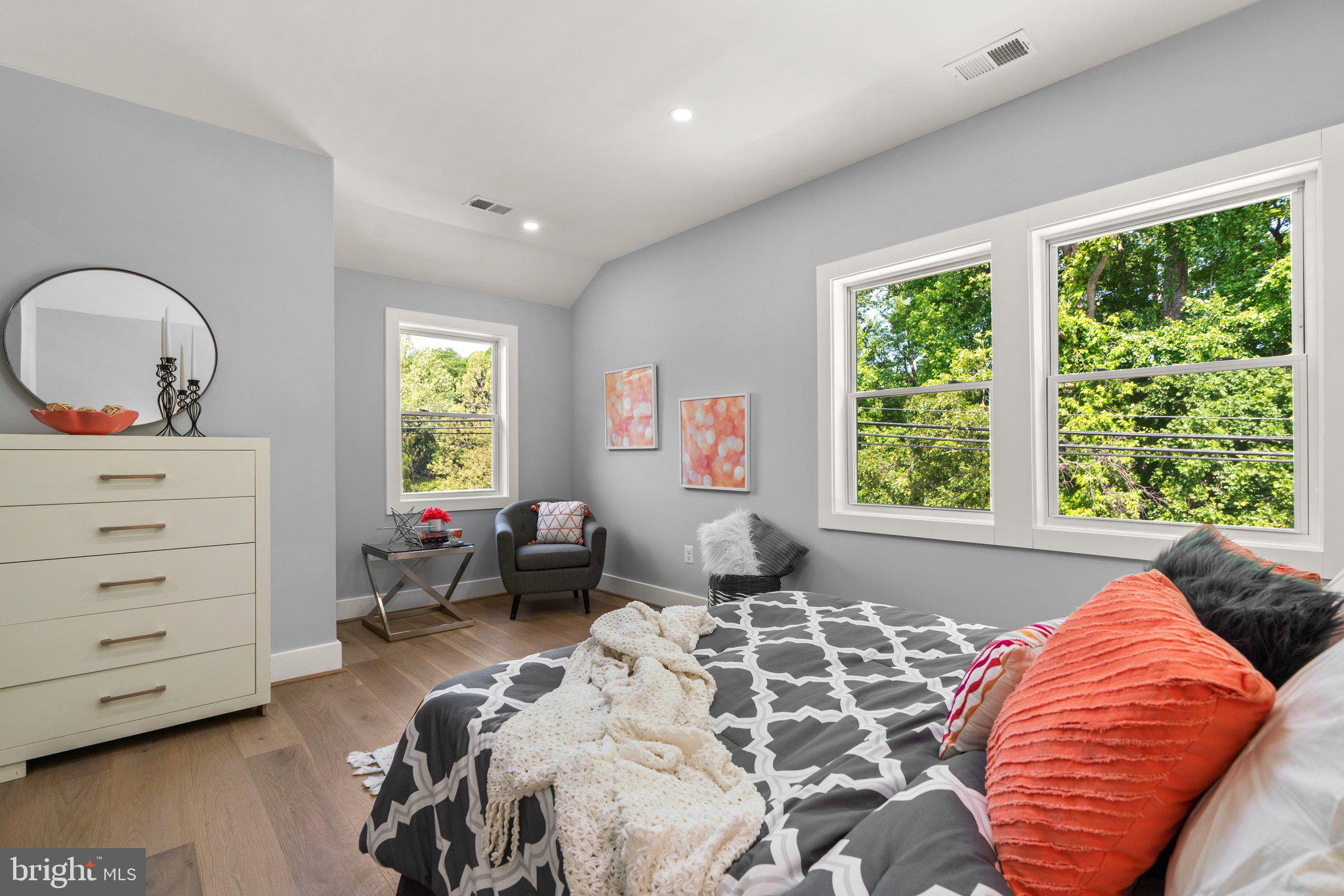 REGULARS - Residential