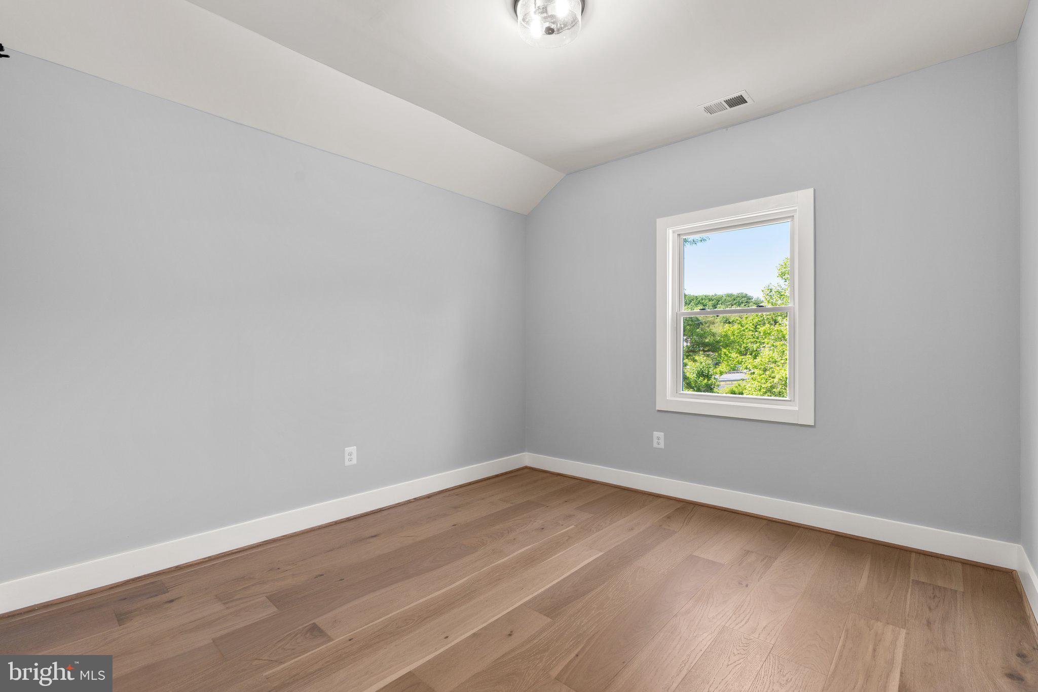 REGULARS - Residential