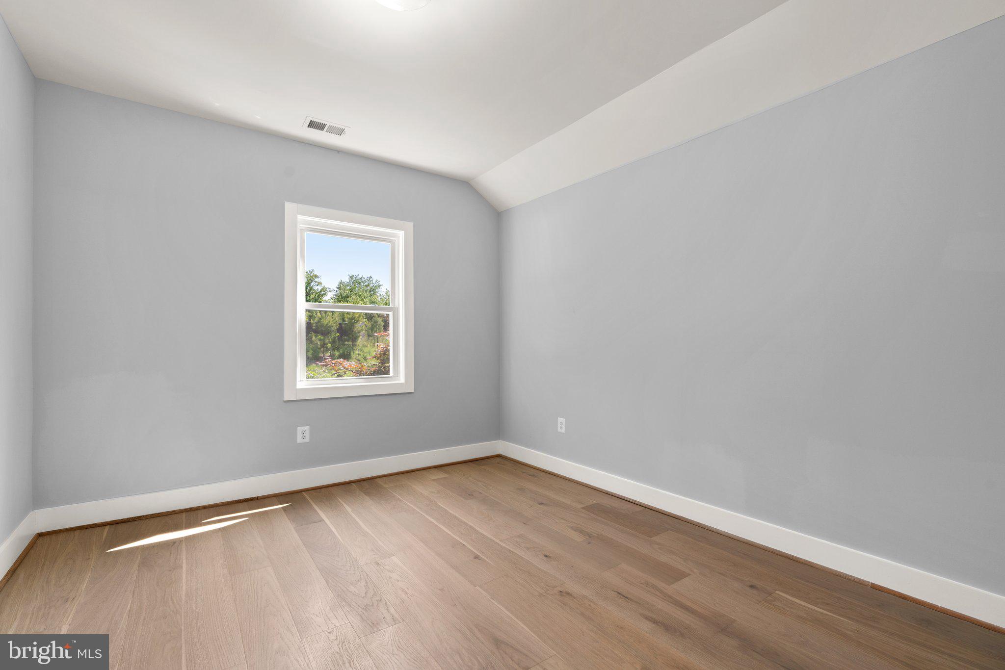 REGULARS - Residential