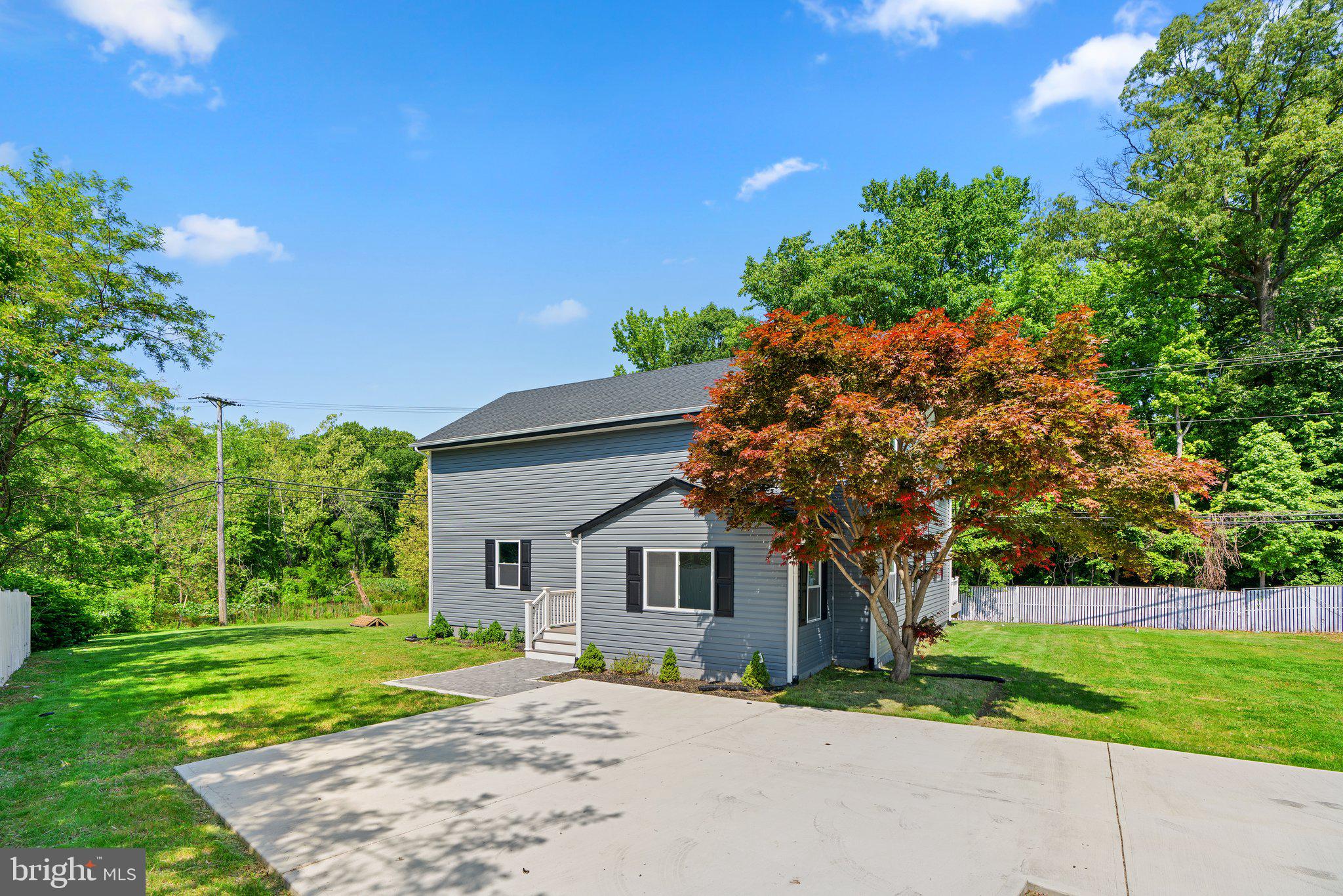 REGULARS - Residential